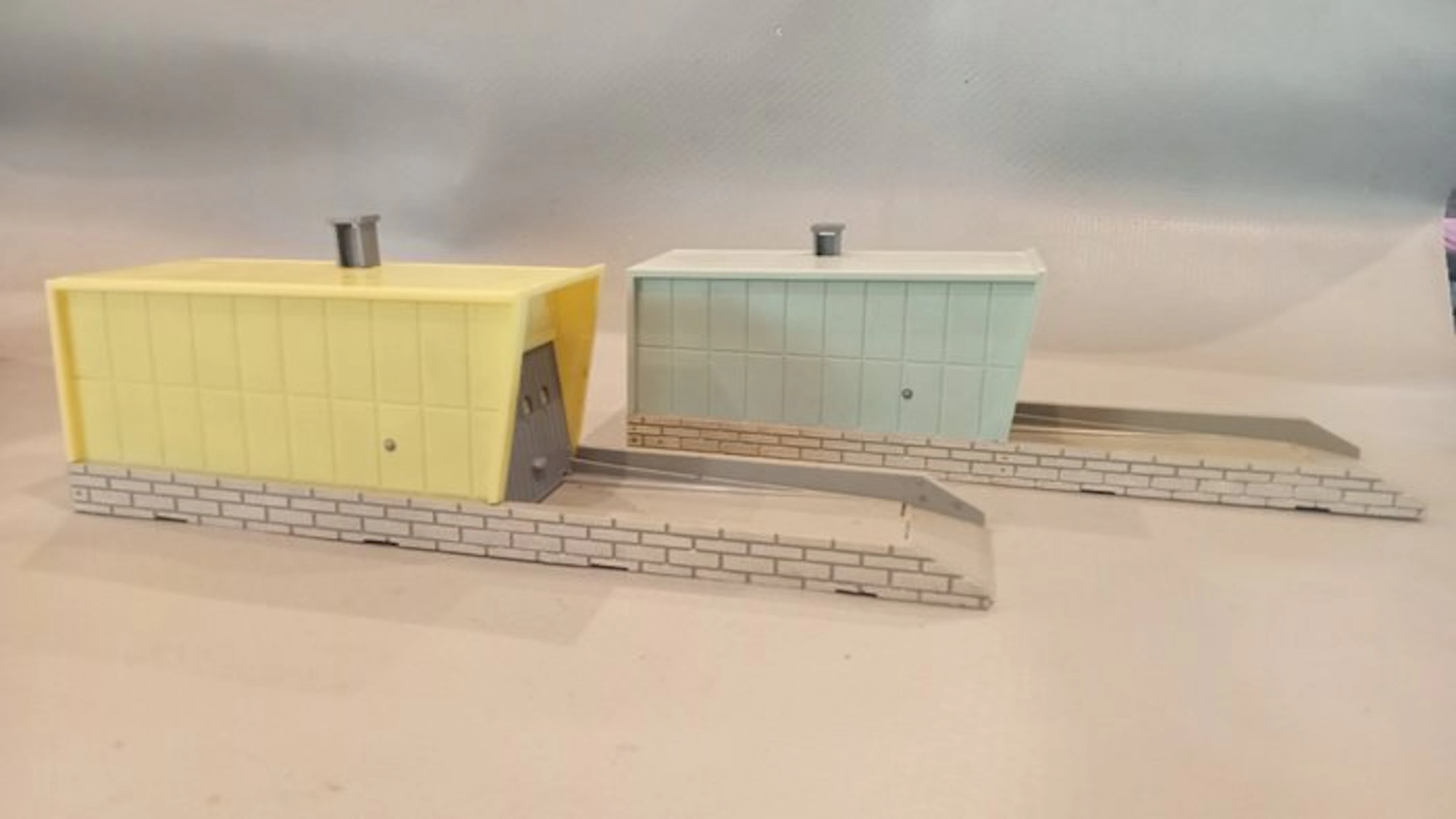 Dinky Toys 1:43 - Model truck (2) - Box 502 Dinky Toys