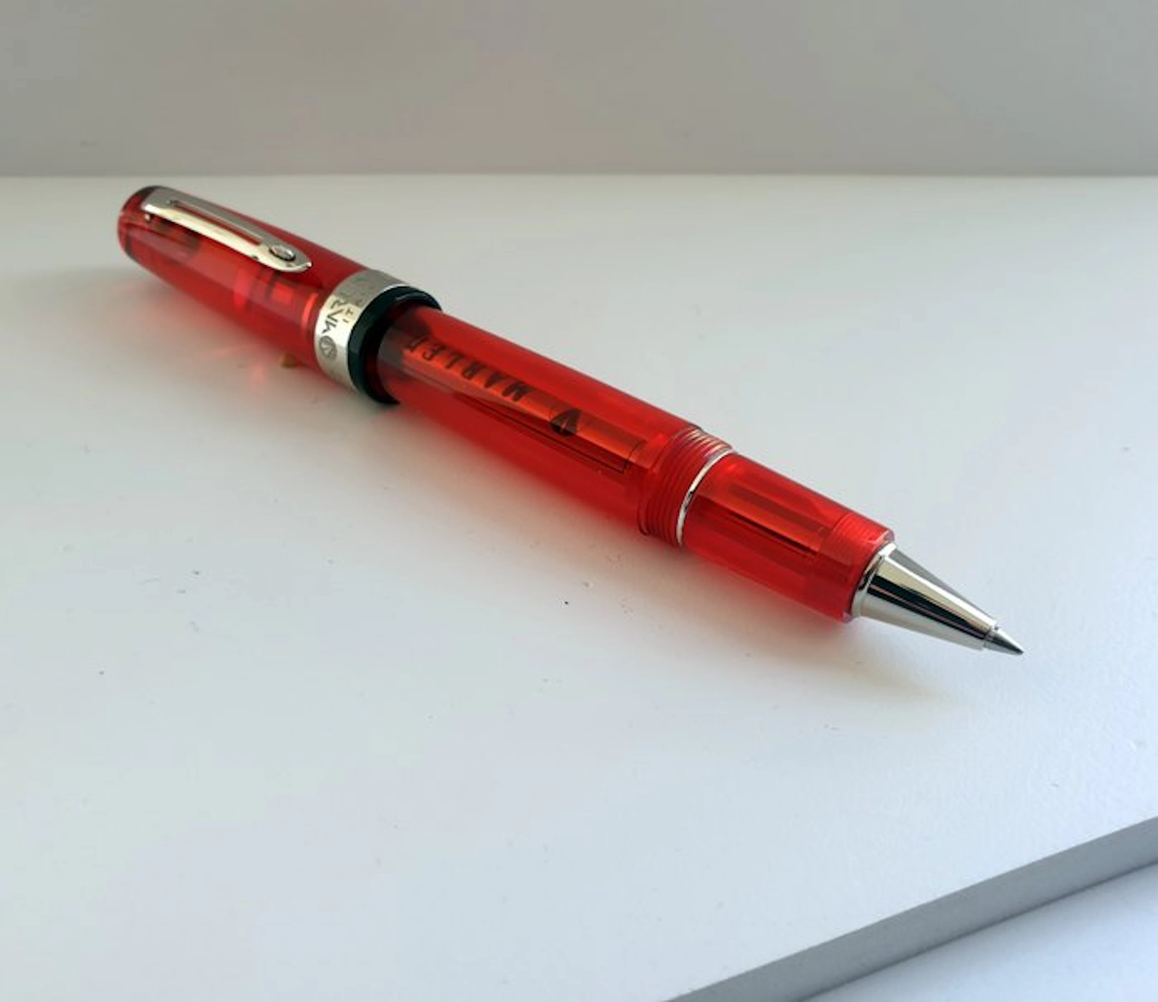 Marlen - Riflessi Rossa - Demonstrator pen in resina e metallo - Roller