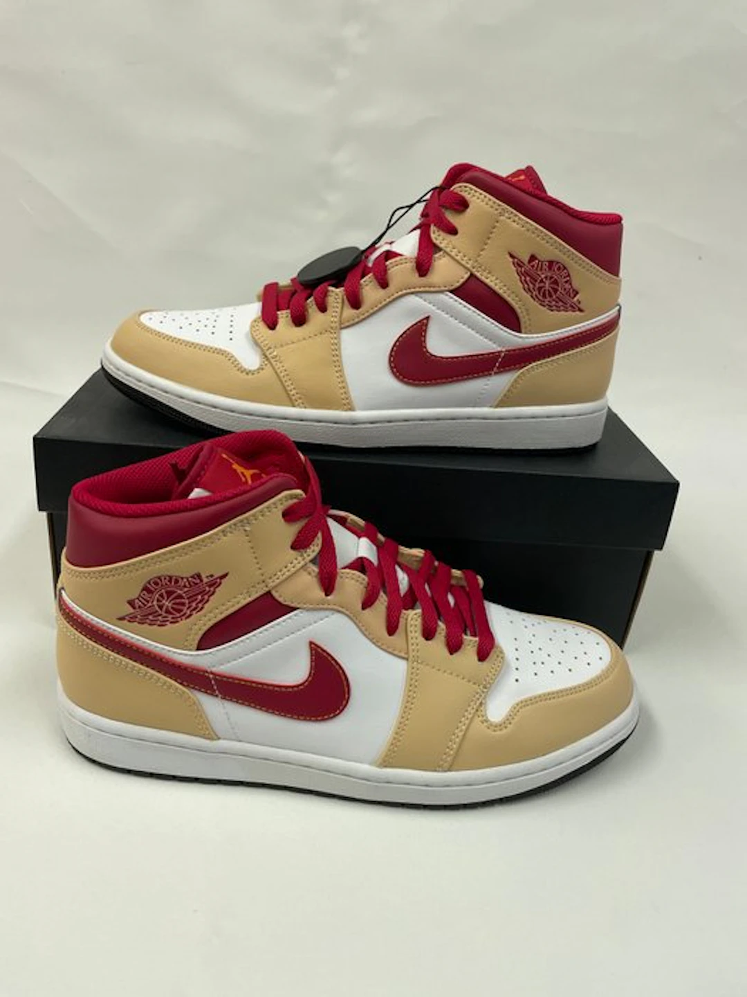 Nike - Air Jordan 1 Mid - Sneakers - Size: EU 44