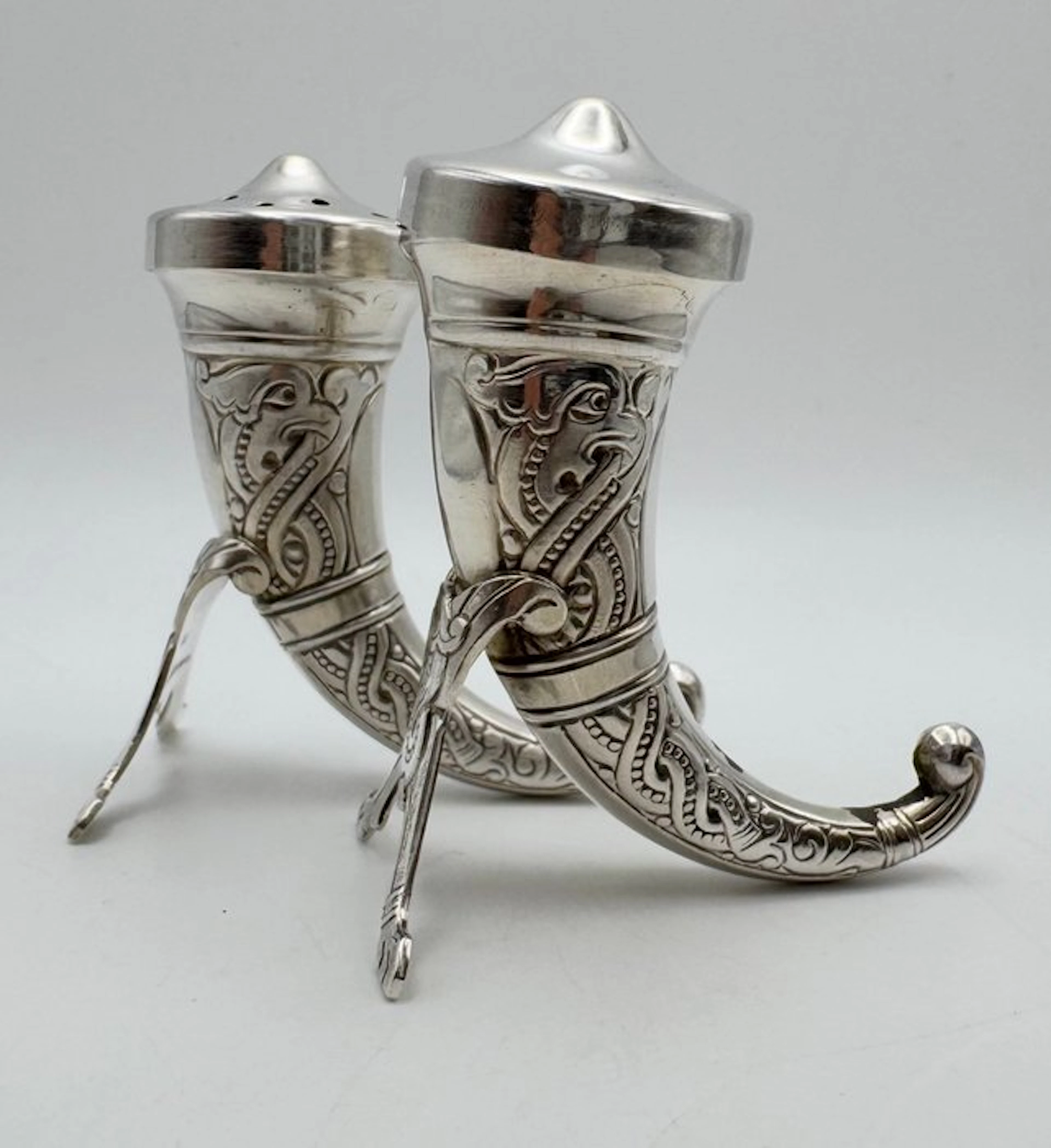 Salt and pepper shakers (2) - .830 silver - Scandinavian origin