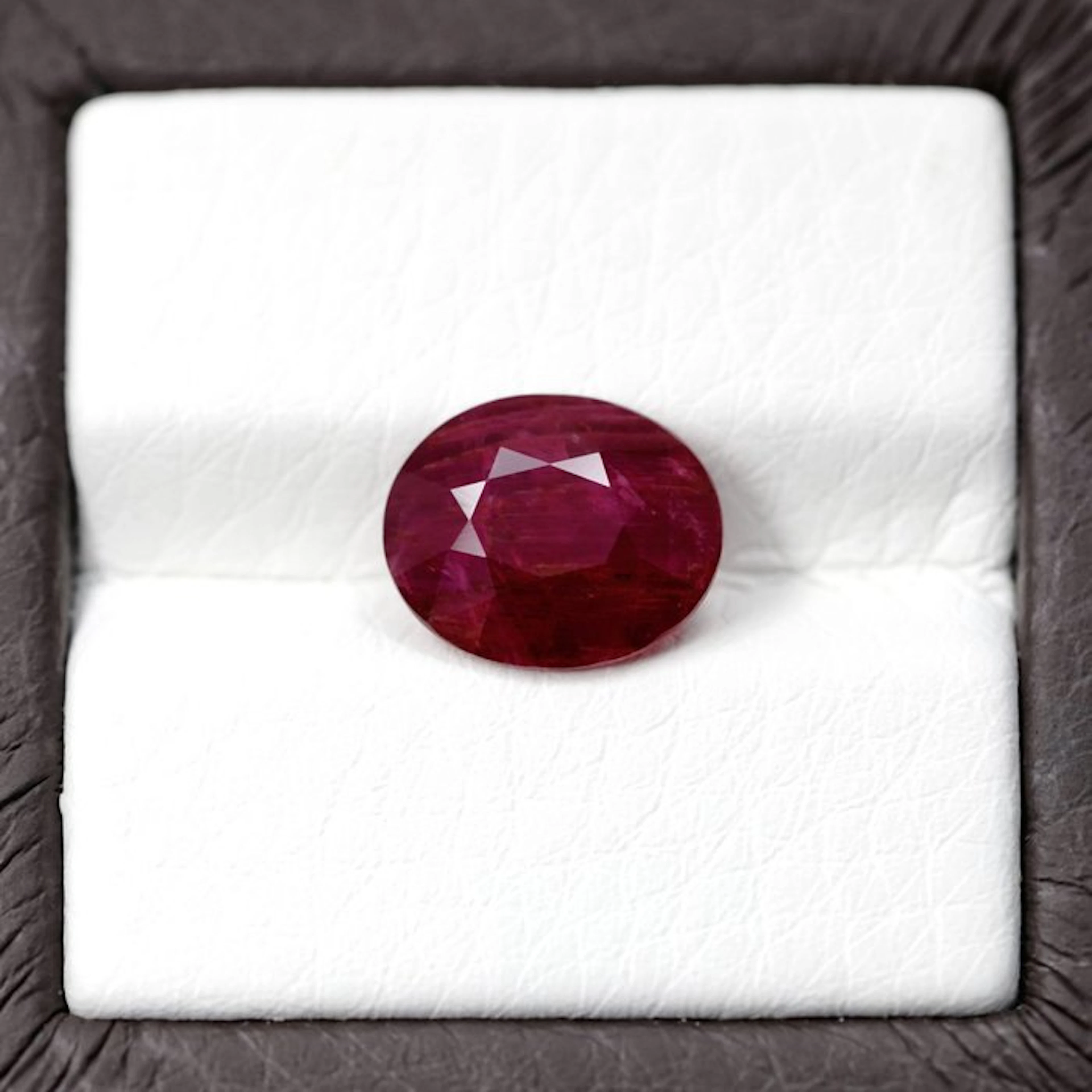 1 pcs Red Ruby - 4.44 ct - Bellerophon Gemlab