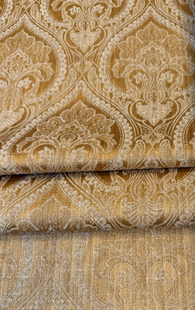 1808★Elegant jacquard upholstery fabric with damask...