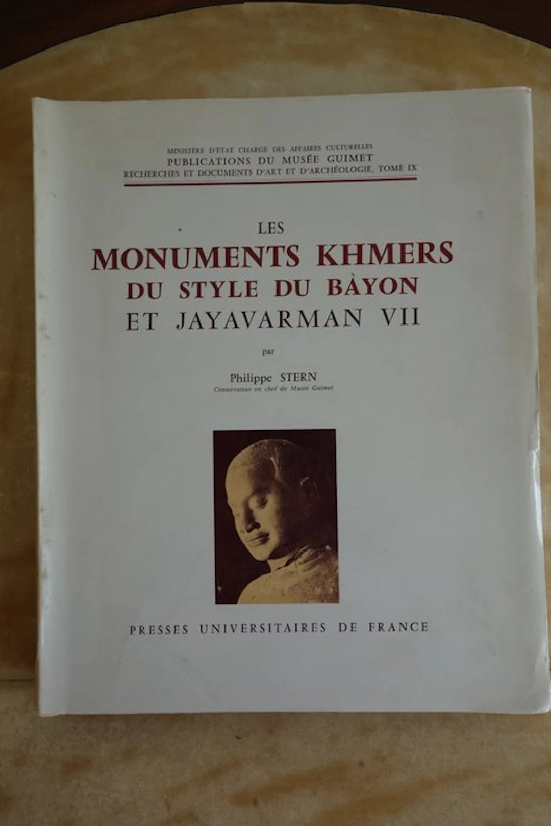 P. Stern - Les Monuments Khmers du Style du Bayon et Jayavarman VII - 1965