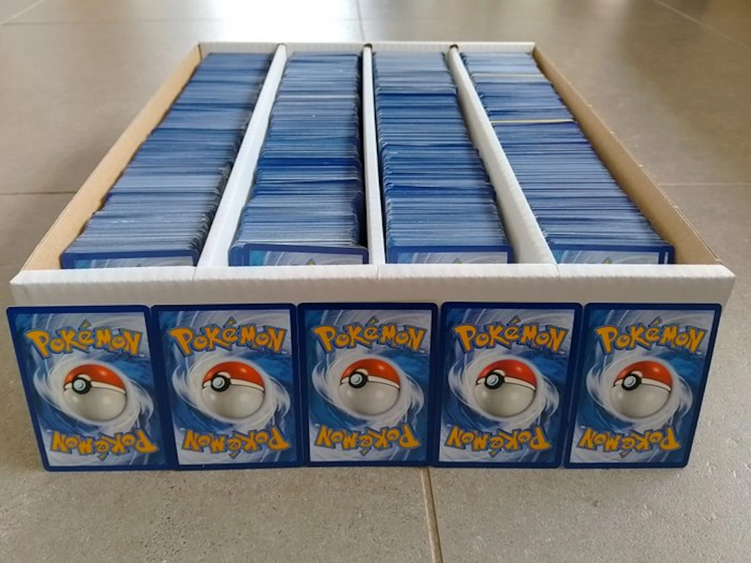 Pokémon - 4000 Bulk cards Holo, Reverse holo - Various sets