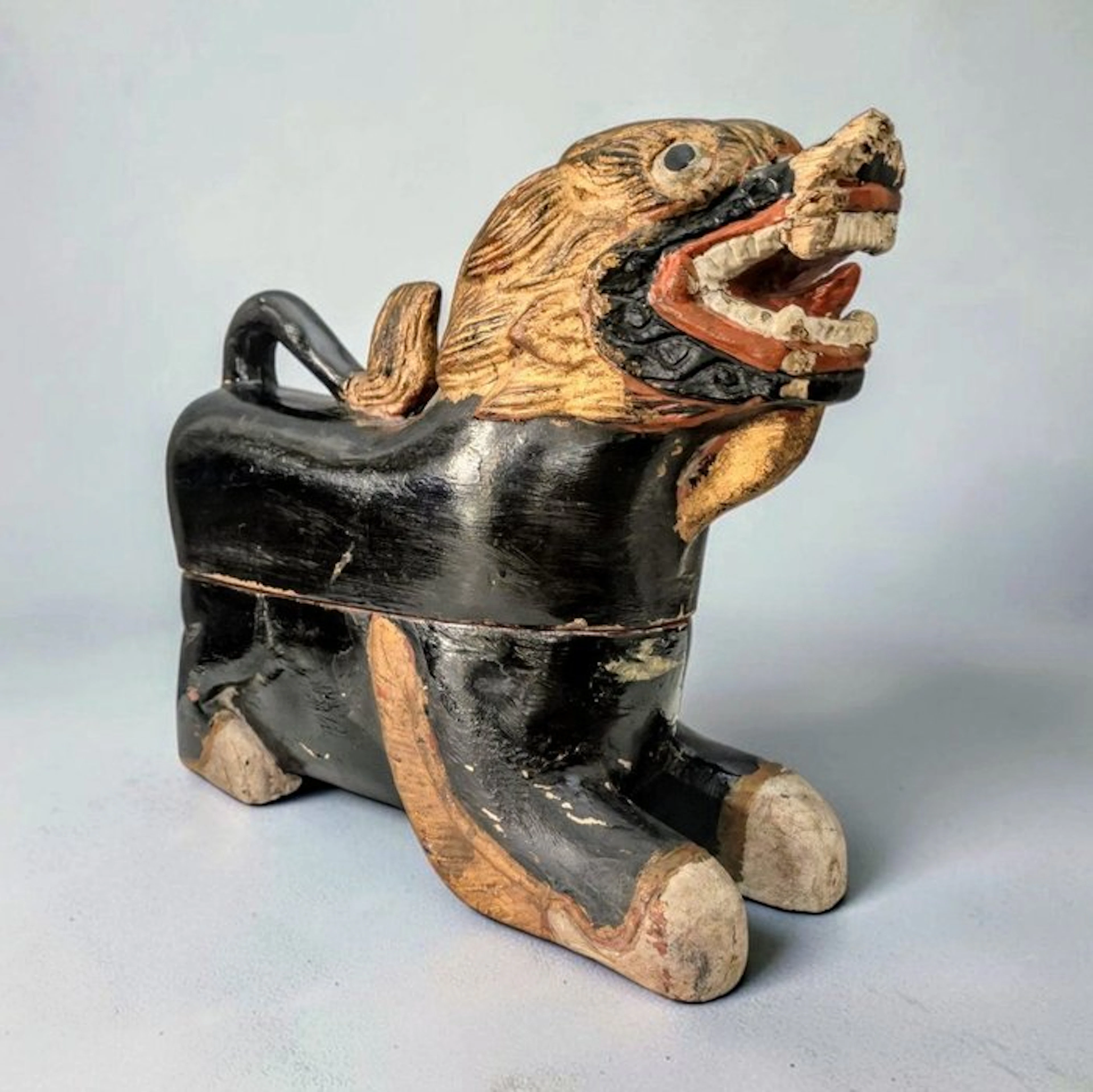 Rare Wooden Foo Dog Box - 4 KG - Wood - China - Guangxu...