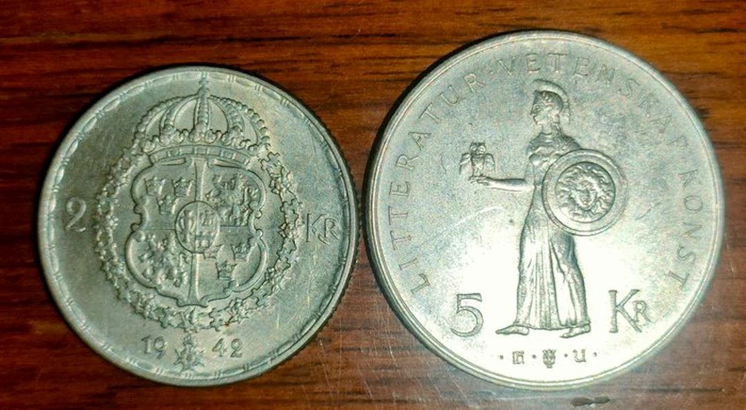 Sweden. Set of 2 coins: 2 & 5 Kronor 1942/1962