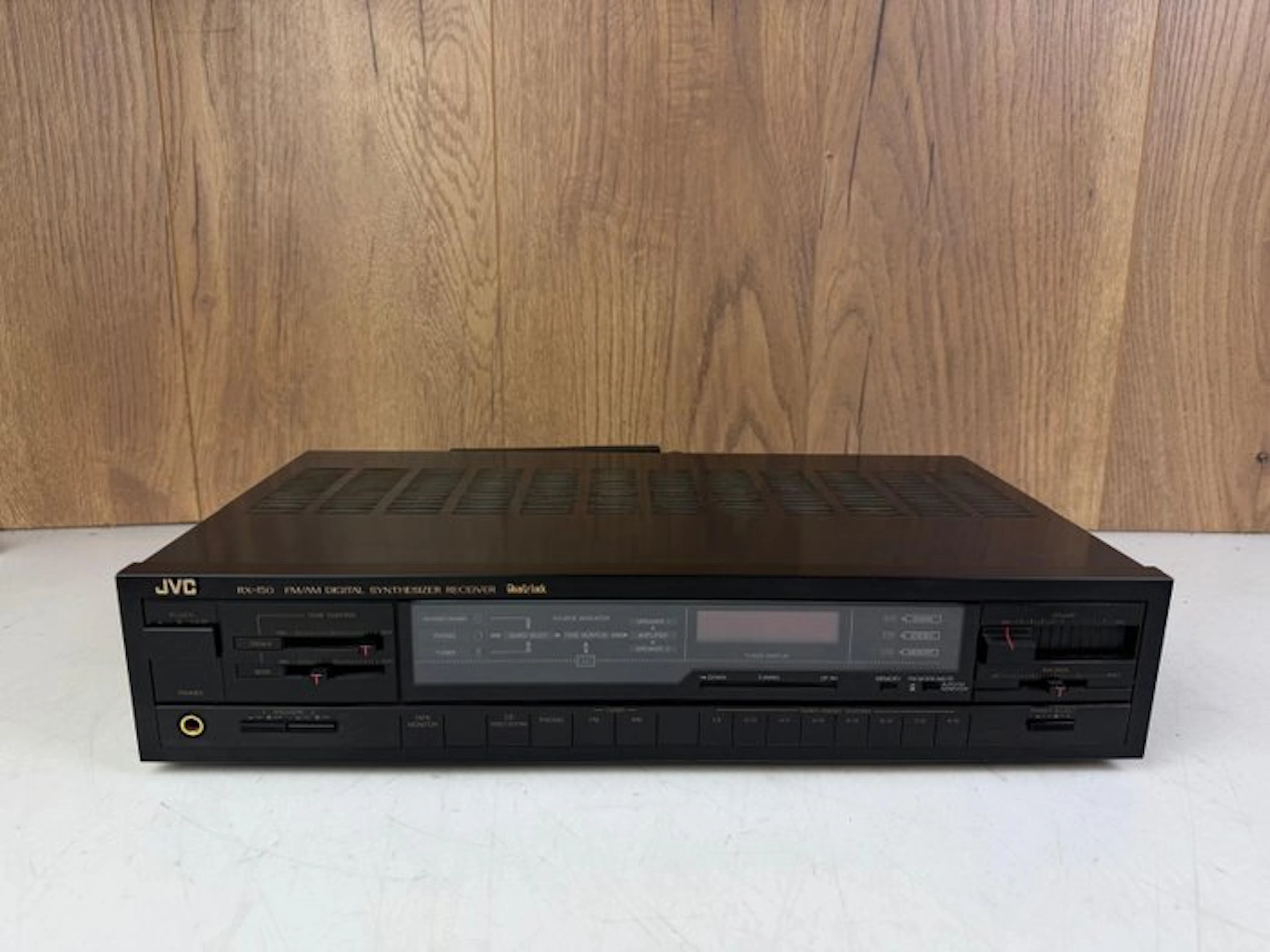 JVC - RX-150 Solid state amplifier