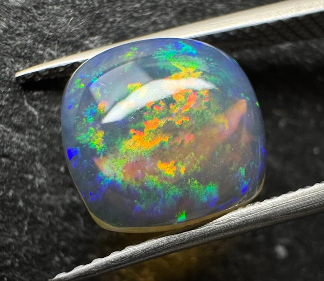 Opal Cabochon- 0.43 g