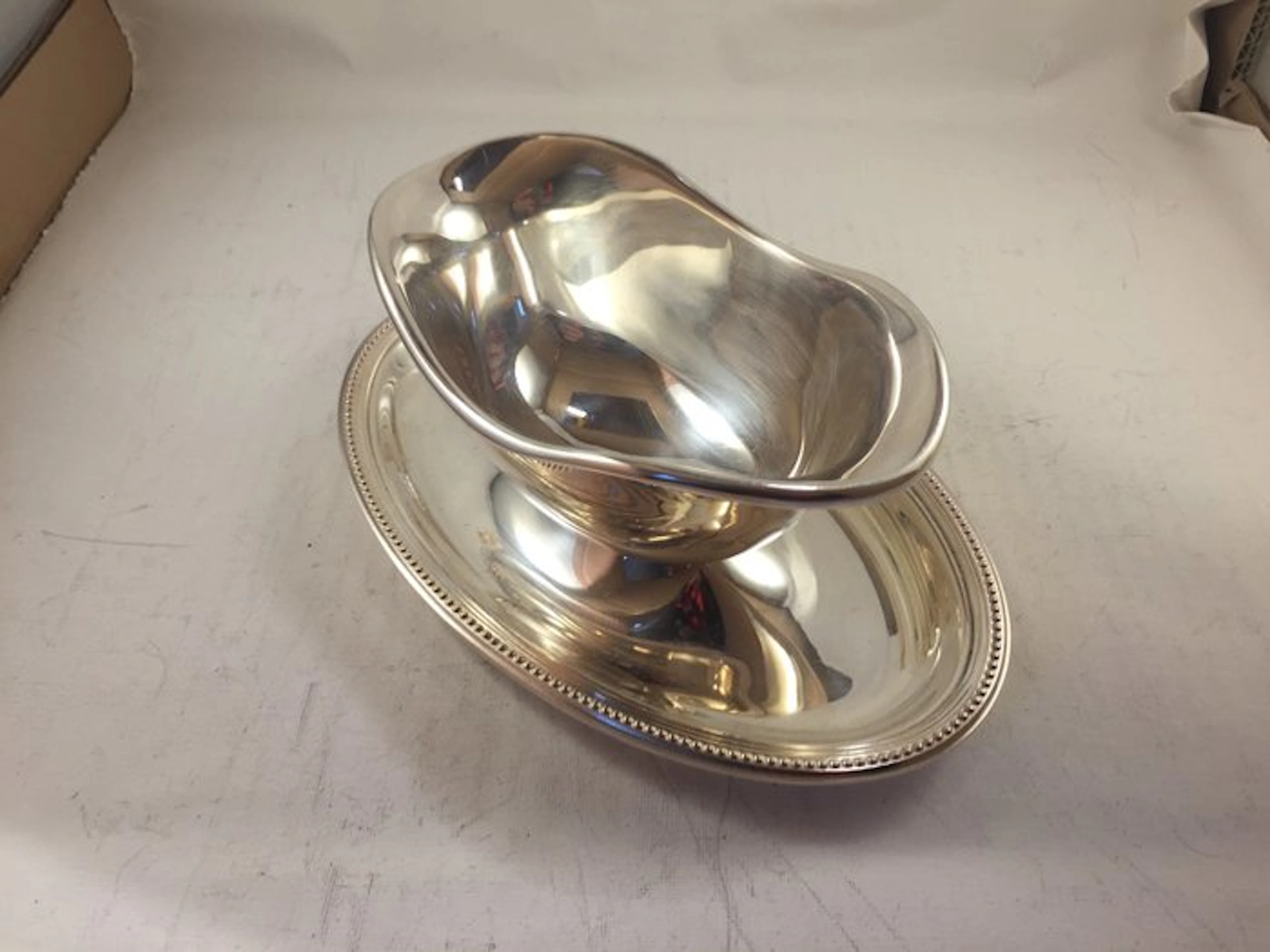 Christofle - Gravy boat - Pearls - Silverplated