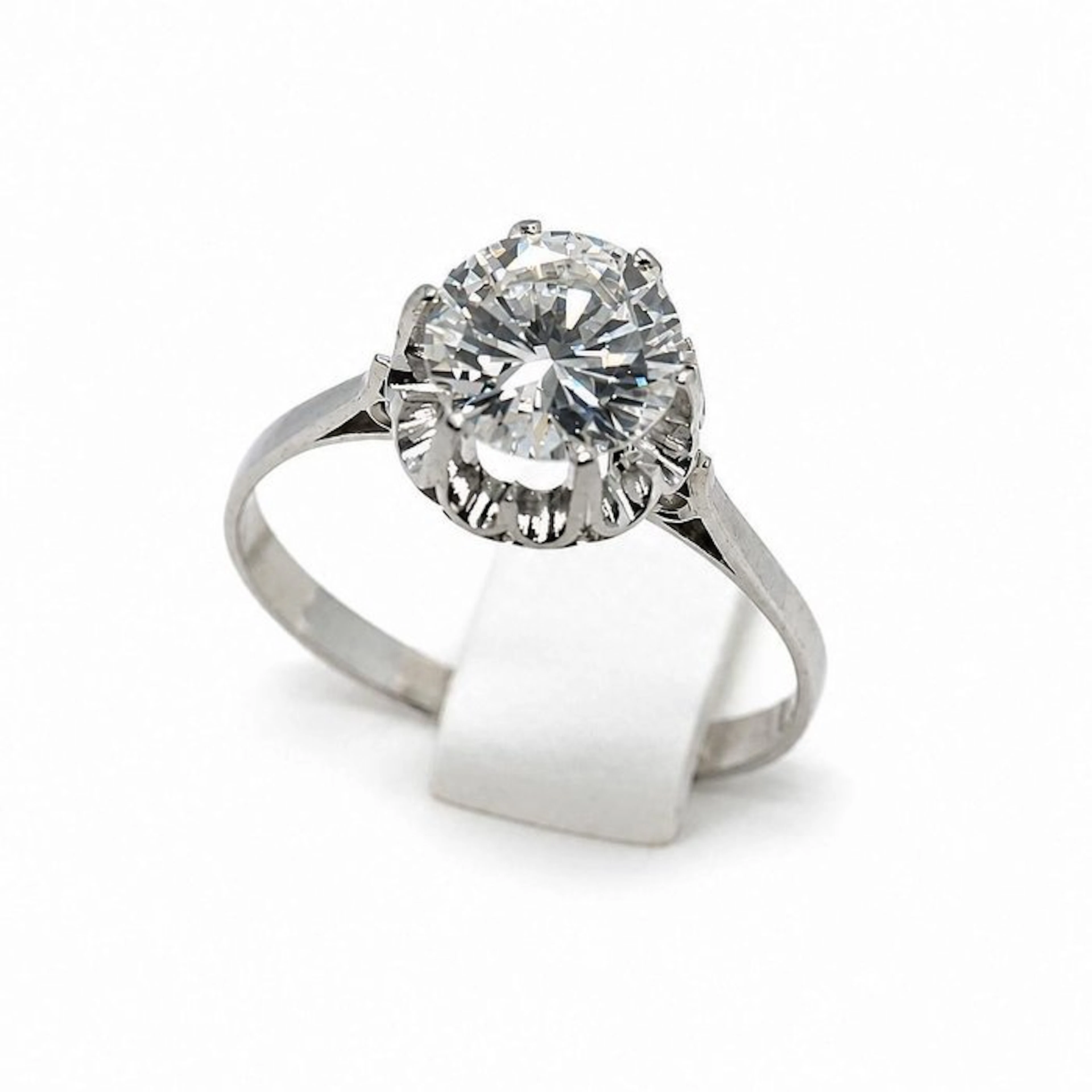 Statement ring - 18 kt