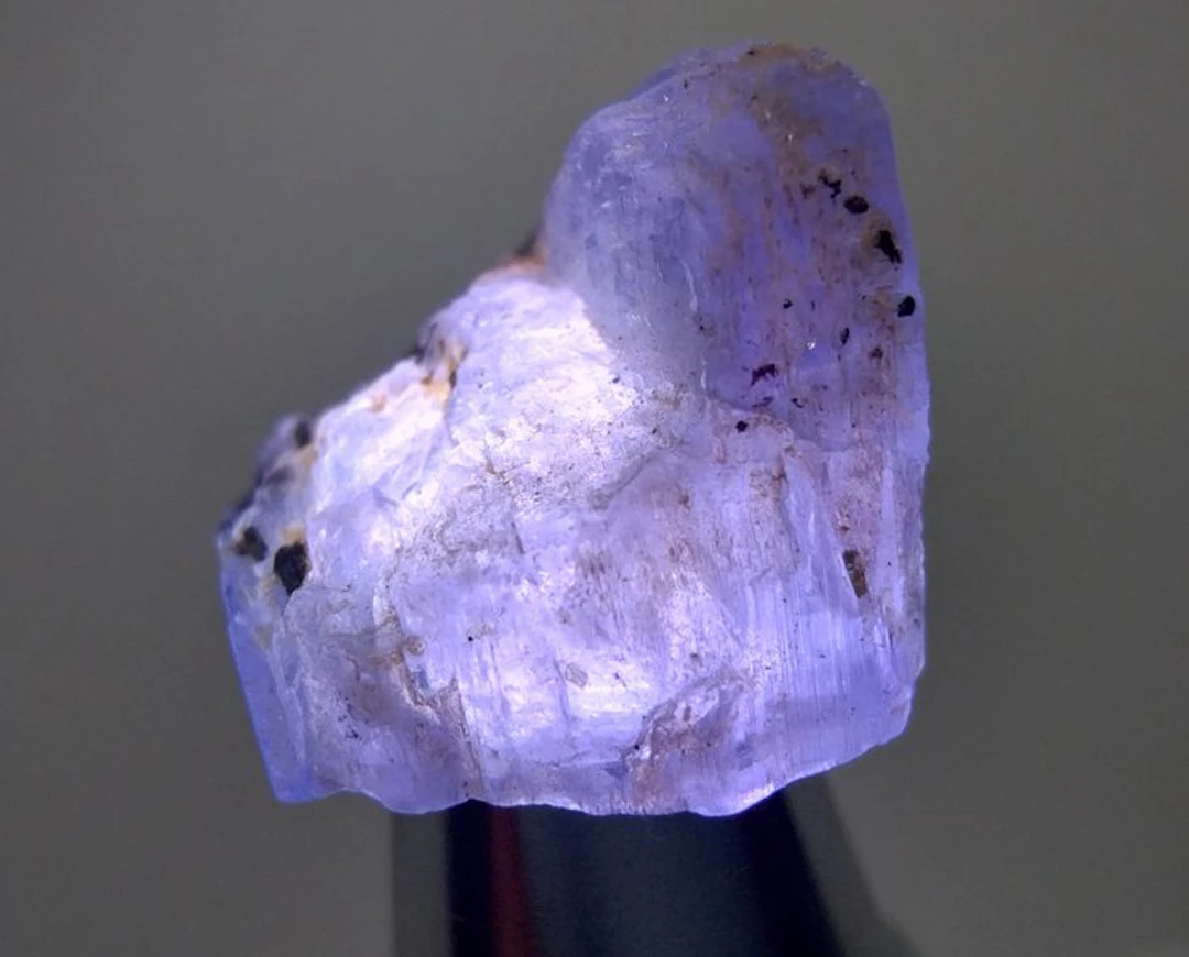 27 cts - Natural Crystal Tanzanite Rough- 5.4 g