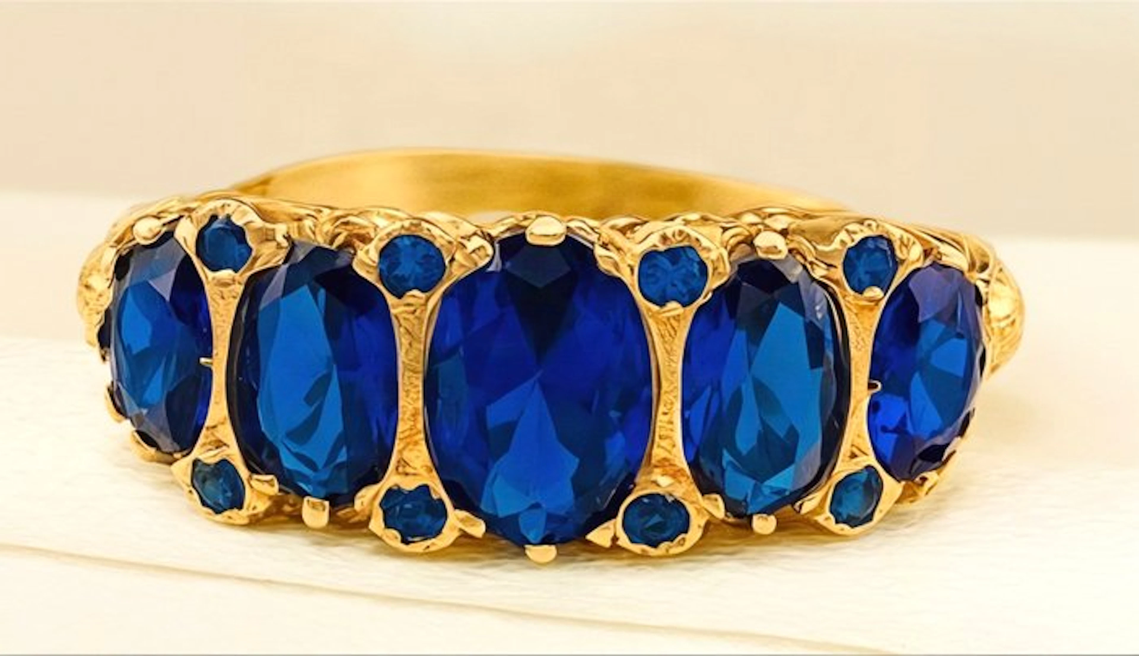 No reserve price - Ring - 9 kt. Yellow gold, Silver Sapphire - Sapphire