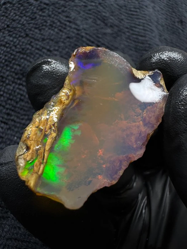 Opal Rough- 14.4 g