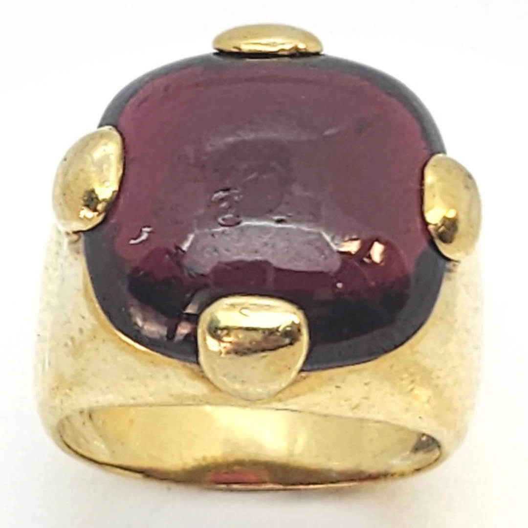 Ring - 18 kt. Yellow gold - 6.00ct. tw. Garnet