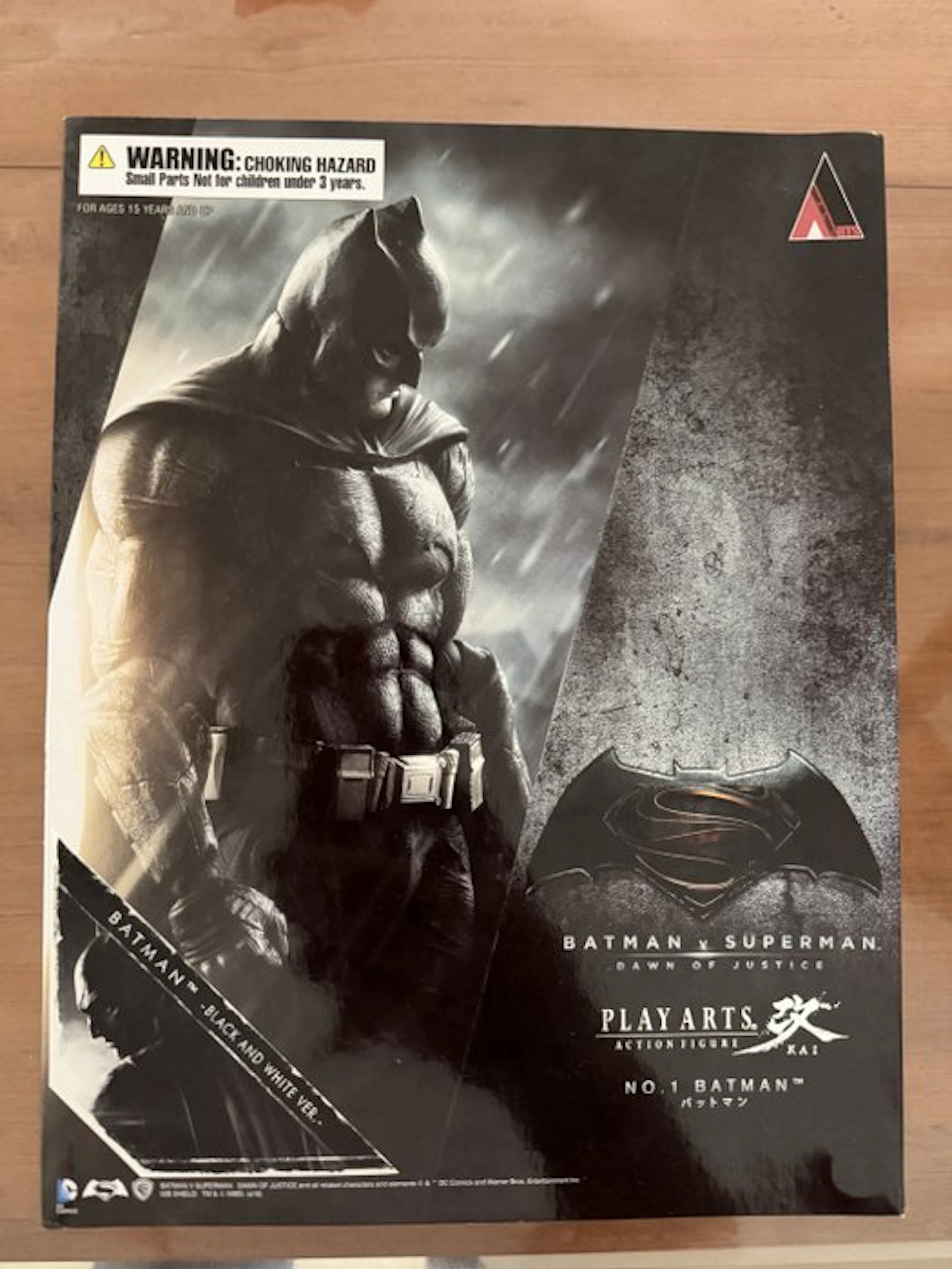 Square Enix - Action figure Play Arts Batman vs Superman...