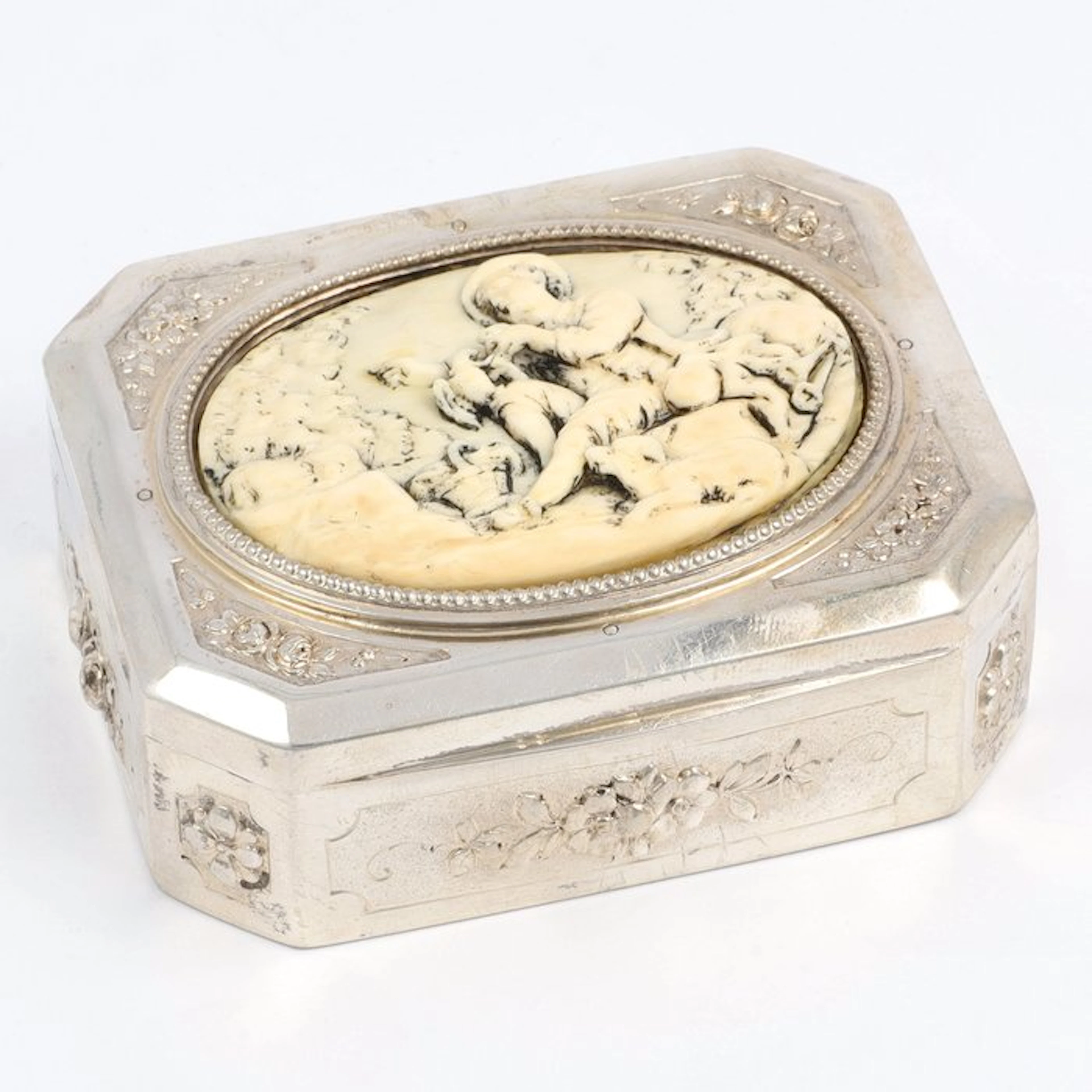 Weinranck & Schmidt (Hanau) - Box - .800 silver