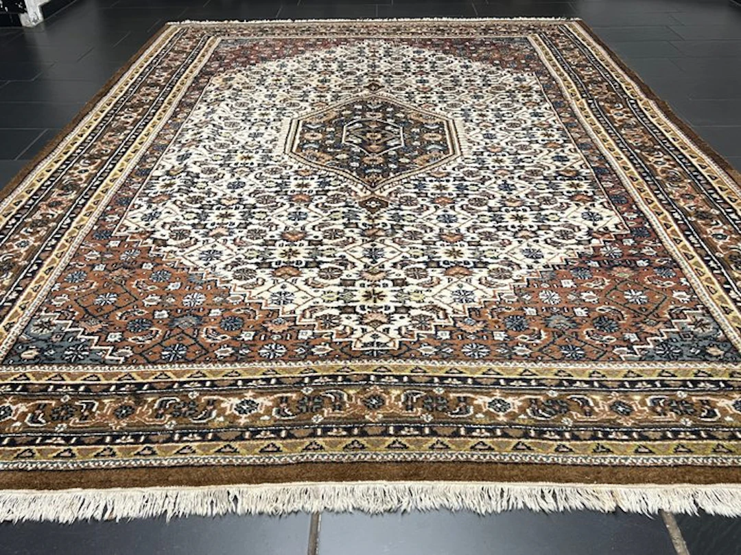 Bidjar - Rug - 350 cm - 245 cm