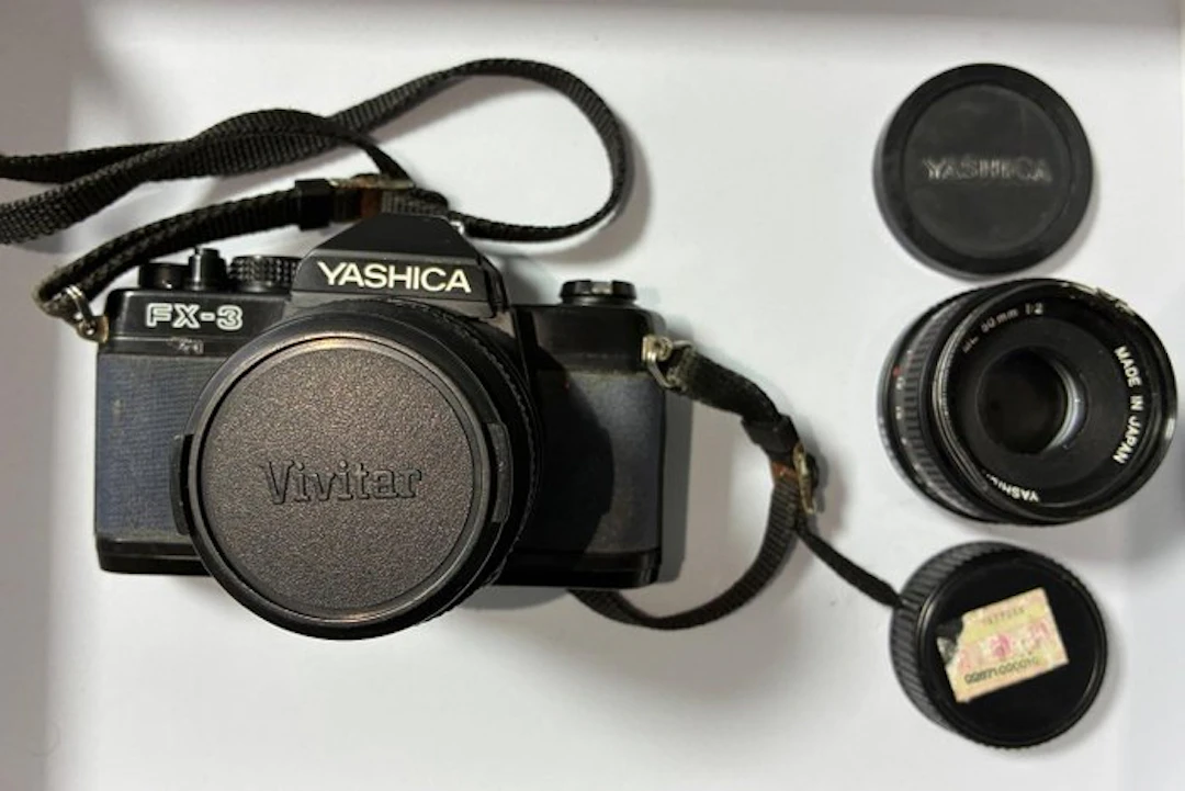 Yashica FX-3 + 28mm + 50mm Single lens reflex camera (SLR)