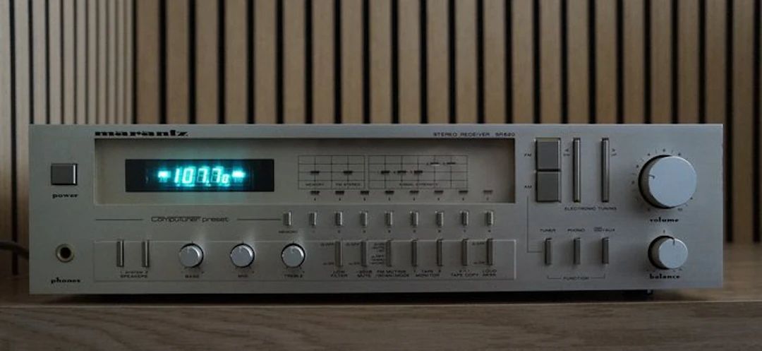 Marantz - SR620 Solid state stereo receiver