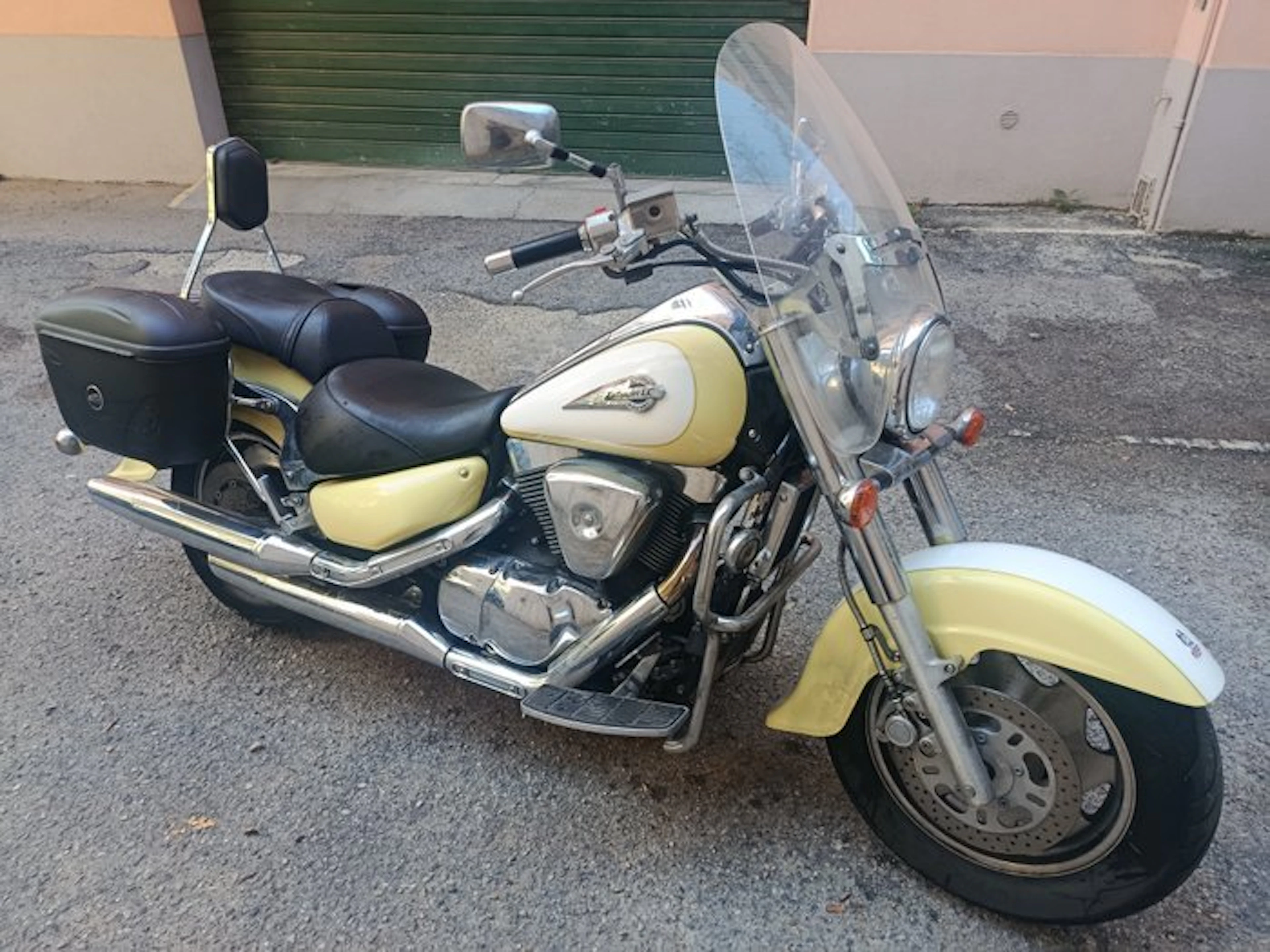 Suzuki - Intruder VL 1500 - 2000