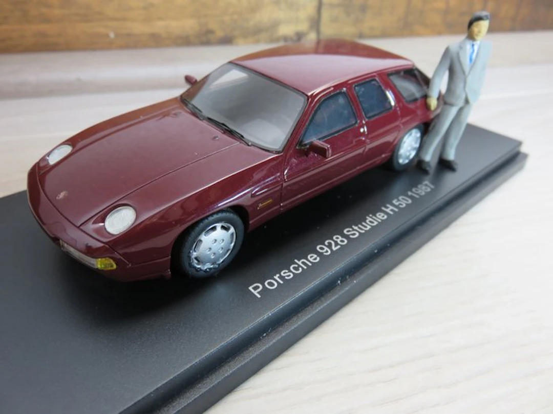 BEST OF SHOW 1:43 - Model coupé (2) - Porsche 928 Studie...