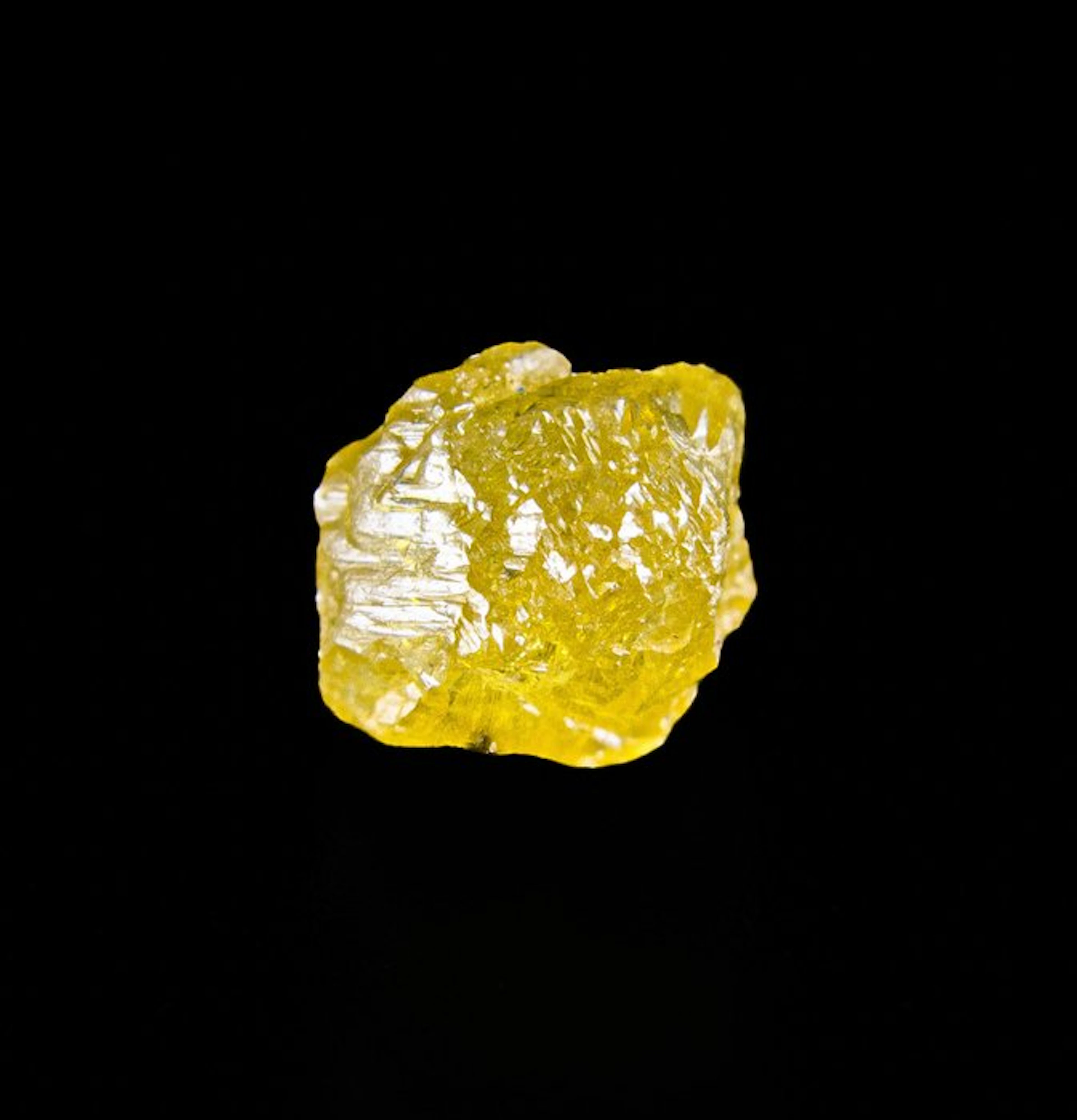 DIAMOND Fancy Intense Yellow - EXCEPTIONAL VVS - NO...