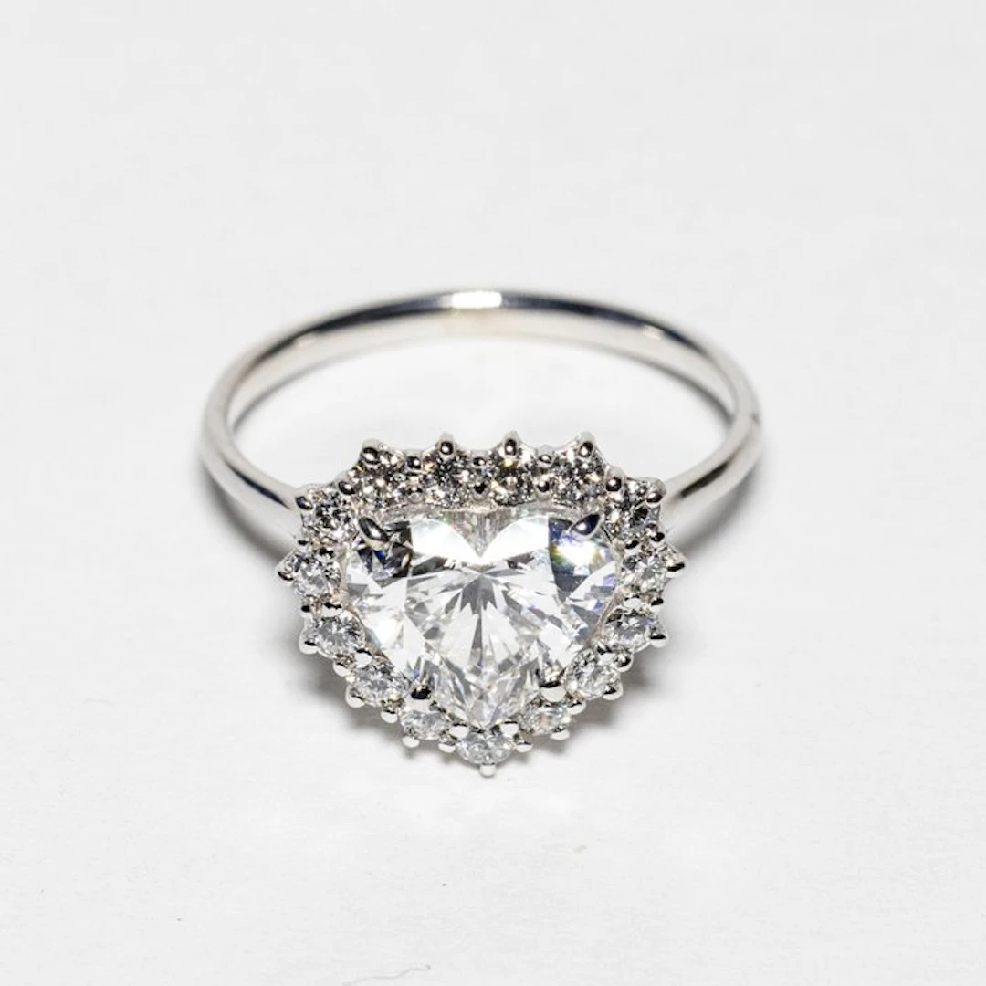 Engagement ring - 18 kt