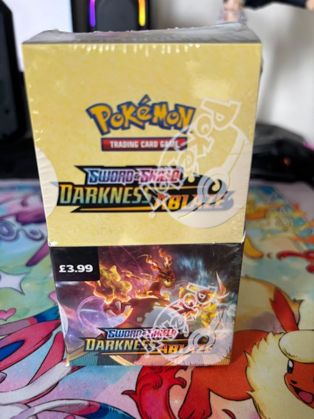 Pokémon - 1 Box - Sword & Shield Darkness Ablaze Booster...
