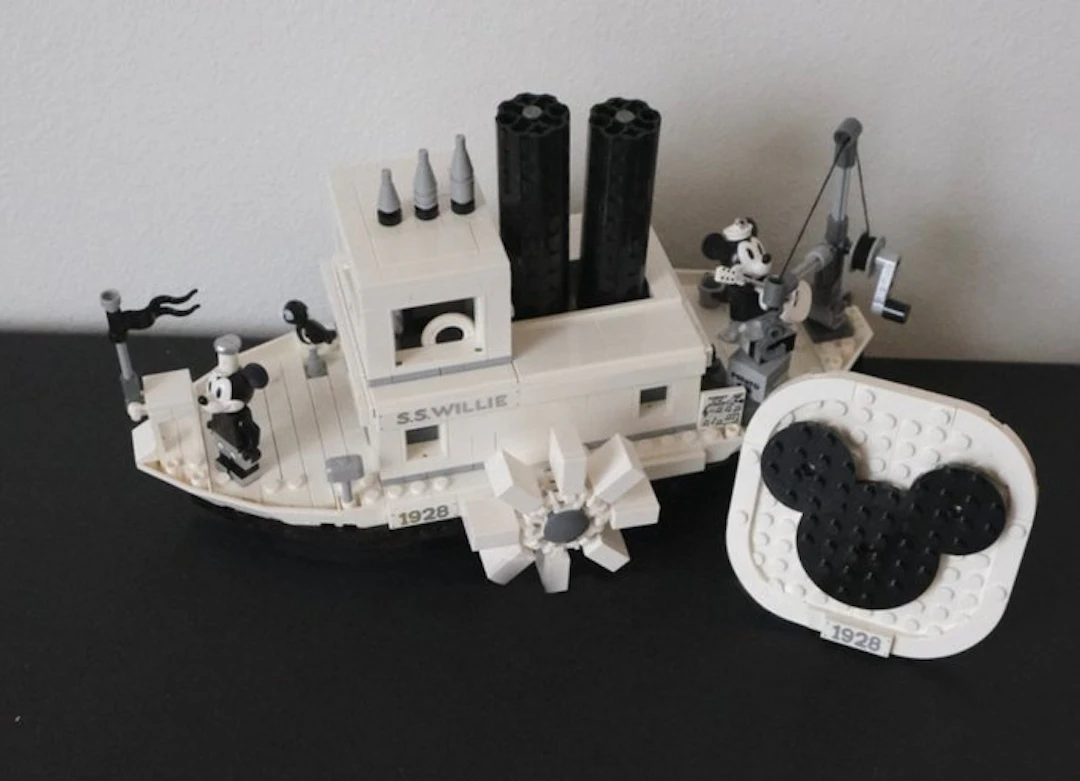 LEGO Set - 21317 - Disney - Steamboat Willie - Used - Retired