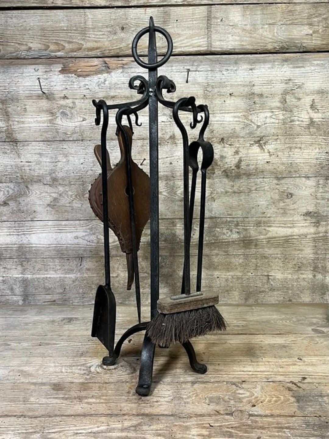 Heater (6) - Iron - hearth fire tools