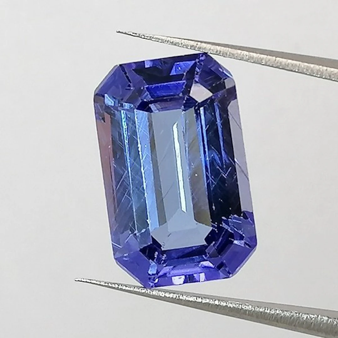 1 pcs Tanzanite - 2.94 ct - Antwerp Laboratory for...