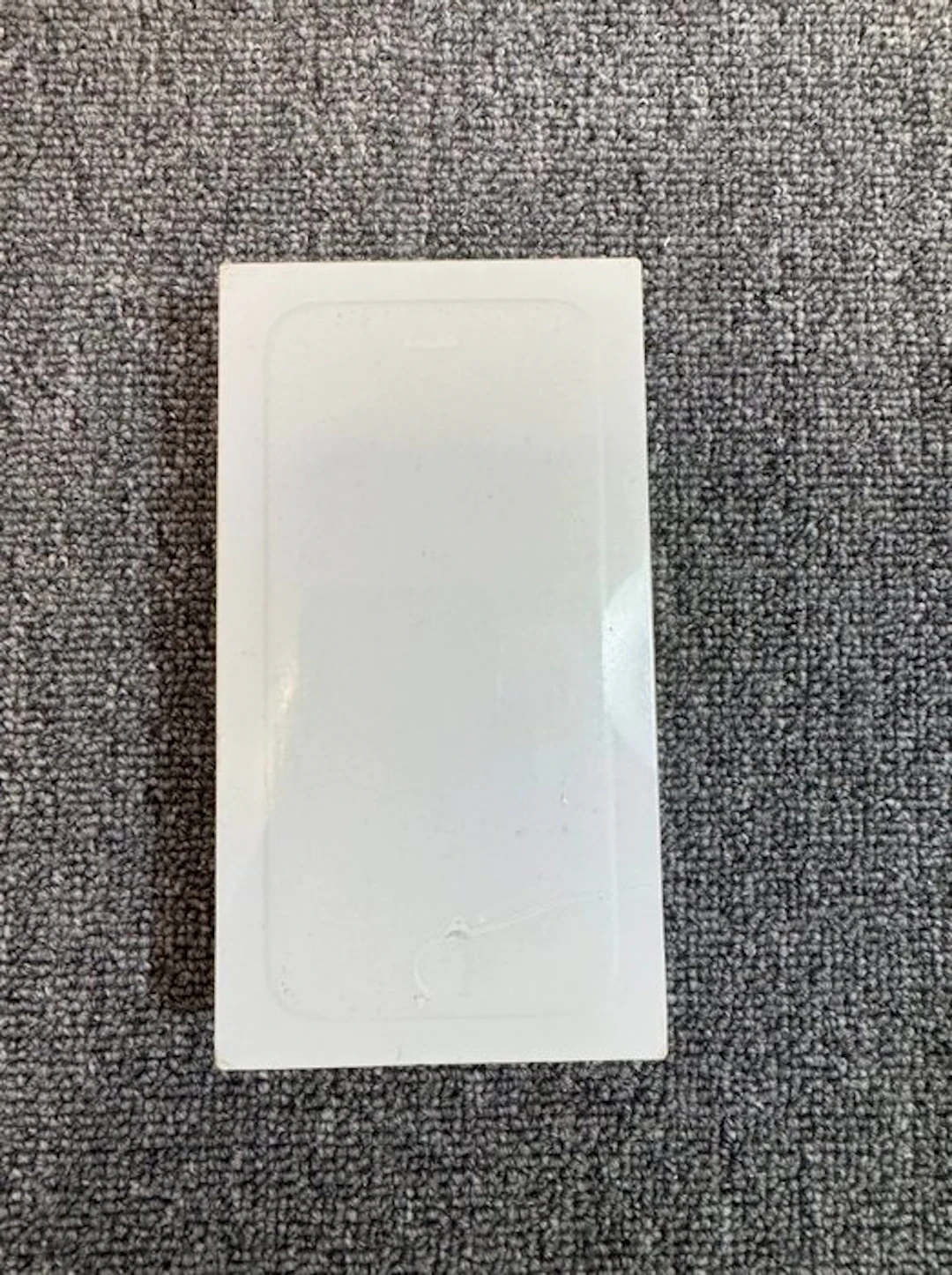Apple iPhone 6 64 Giga Gold New Old Stock - Computer (1)