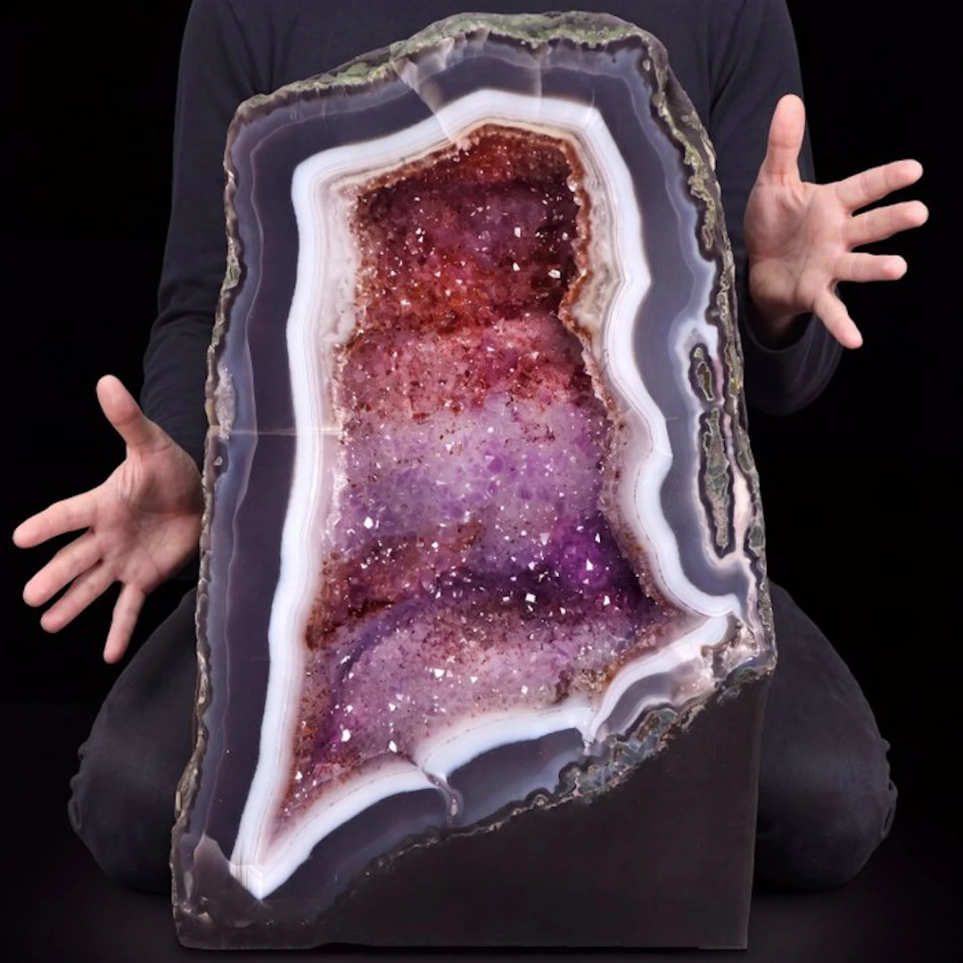 Vivid Amethyst & Blue Agate - 33x21x17 cm - Geode- 14.4 kg
