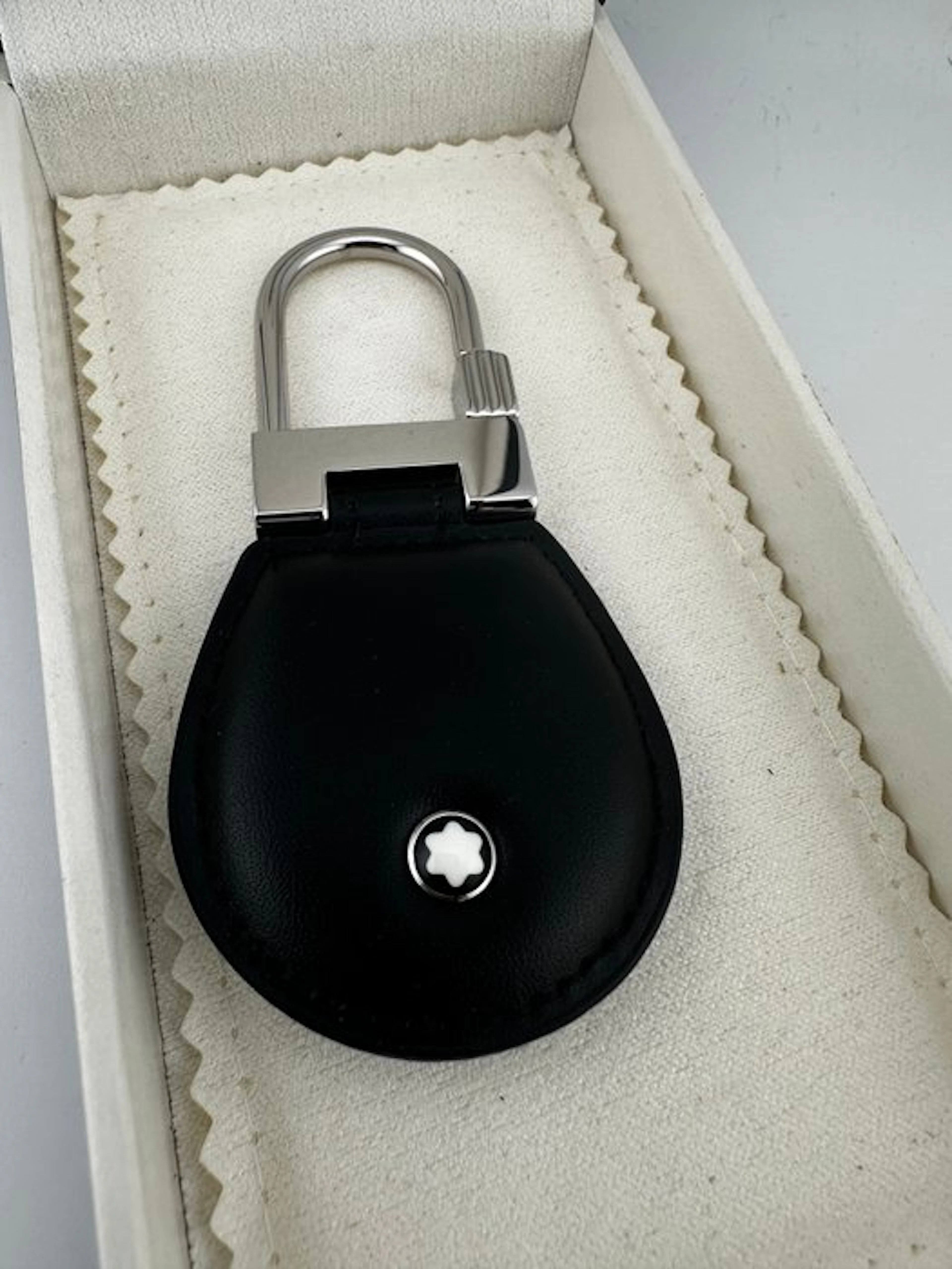 Montblanc - Sartorial keyfob 113240 - Keyring