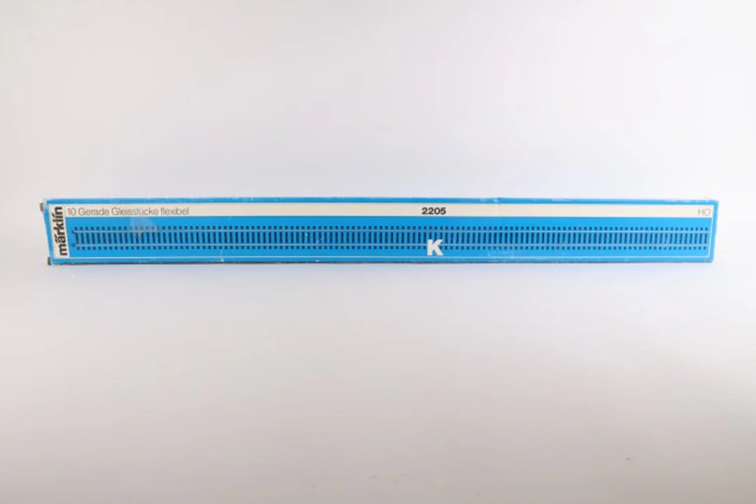 Märklin H0 - 2205 - Model train tracks (1) - 10x K-rails flexrail 900 mm.