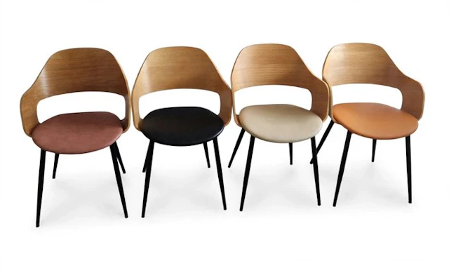Armchair - Wood, Bentwood - A set of four chairs.