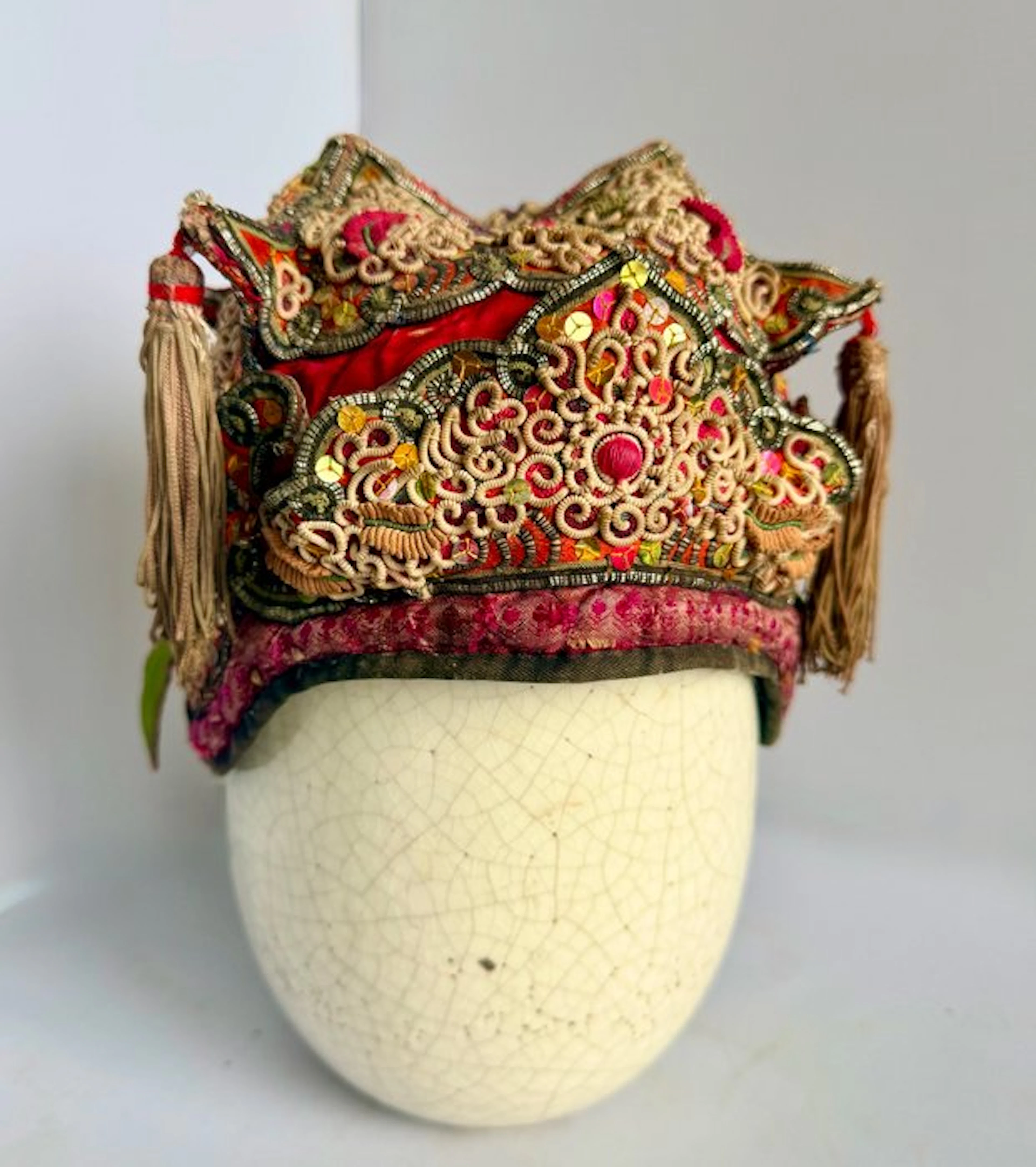 Children's hat - Velvet, Cotton, Glass - China - 20th century