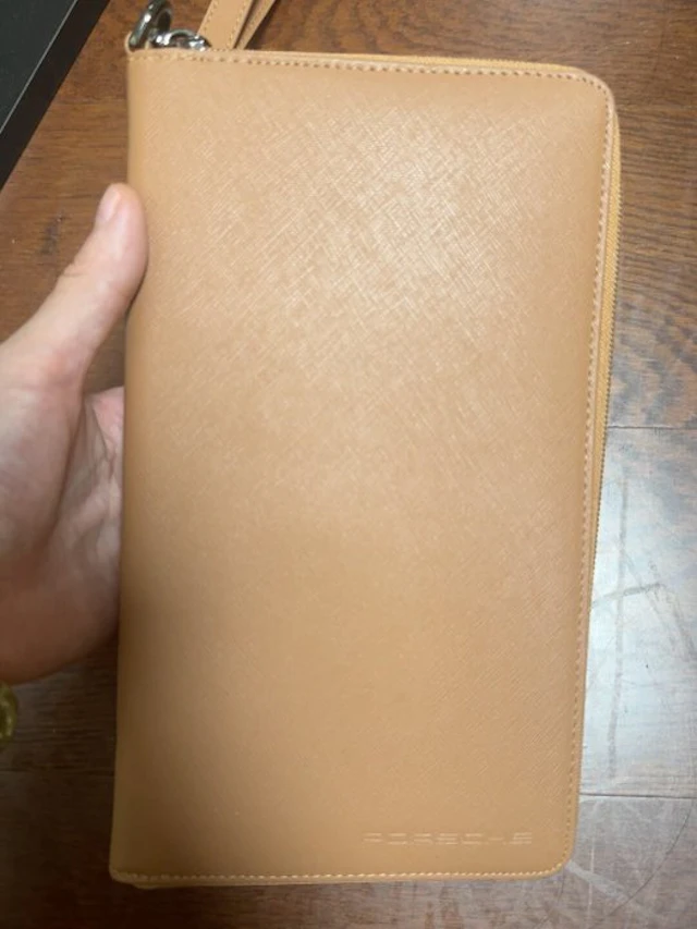 Porsche Design - Passport cover
