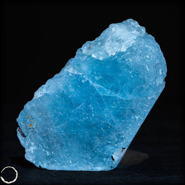 Natural aquamarine rough crystal – Transparent blue beryl...