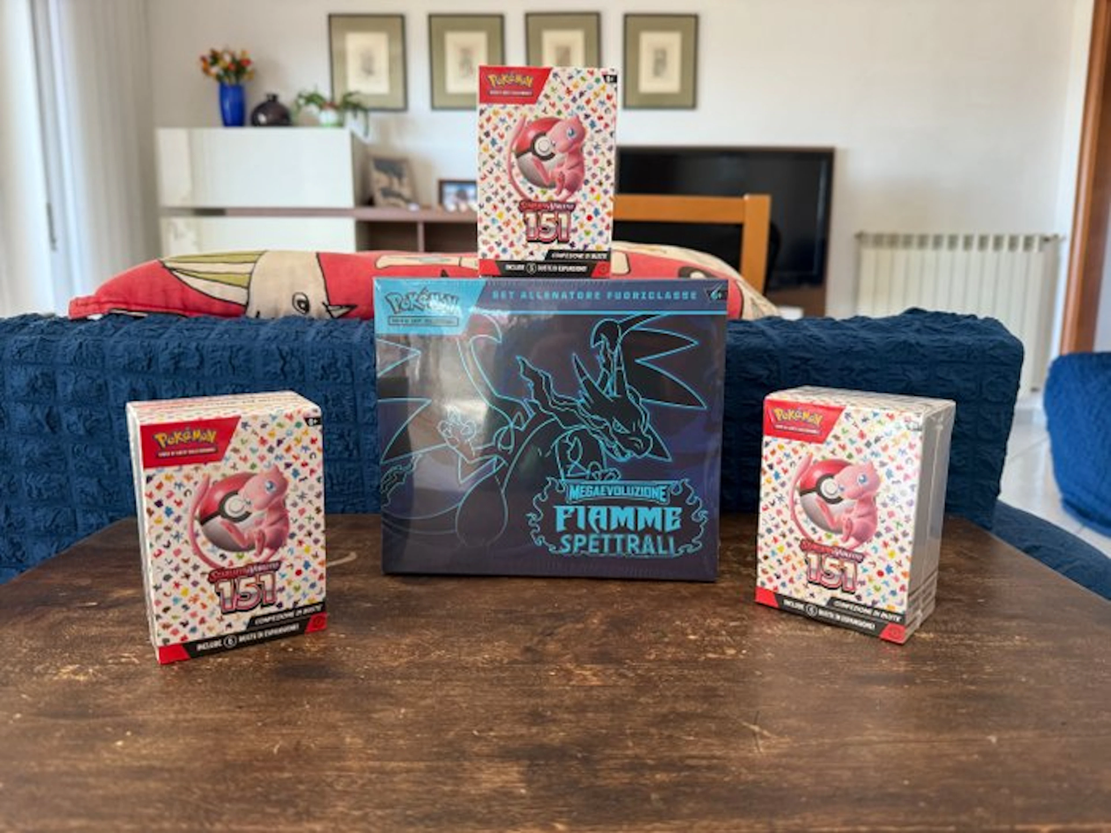 Pokémon - 4 Box - Promo—bundle 6 bustine 151 ita x 3+ Etb Fiamme spettrali ita