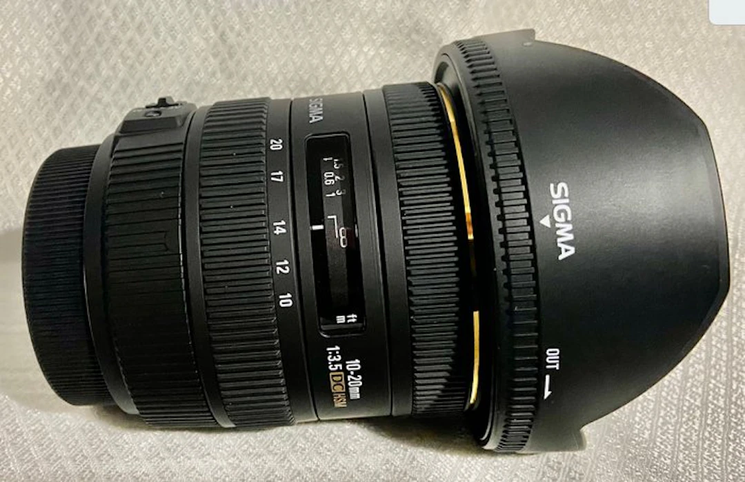 Sigma 10-20mm F3.5 EX DC HSM Wide angle lens
