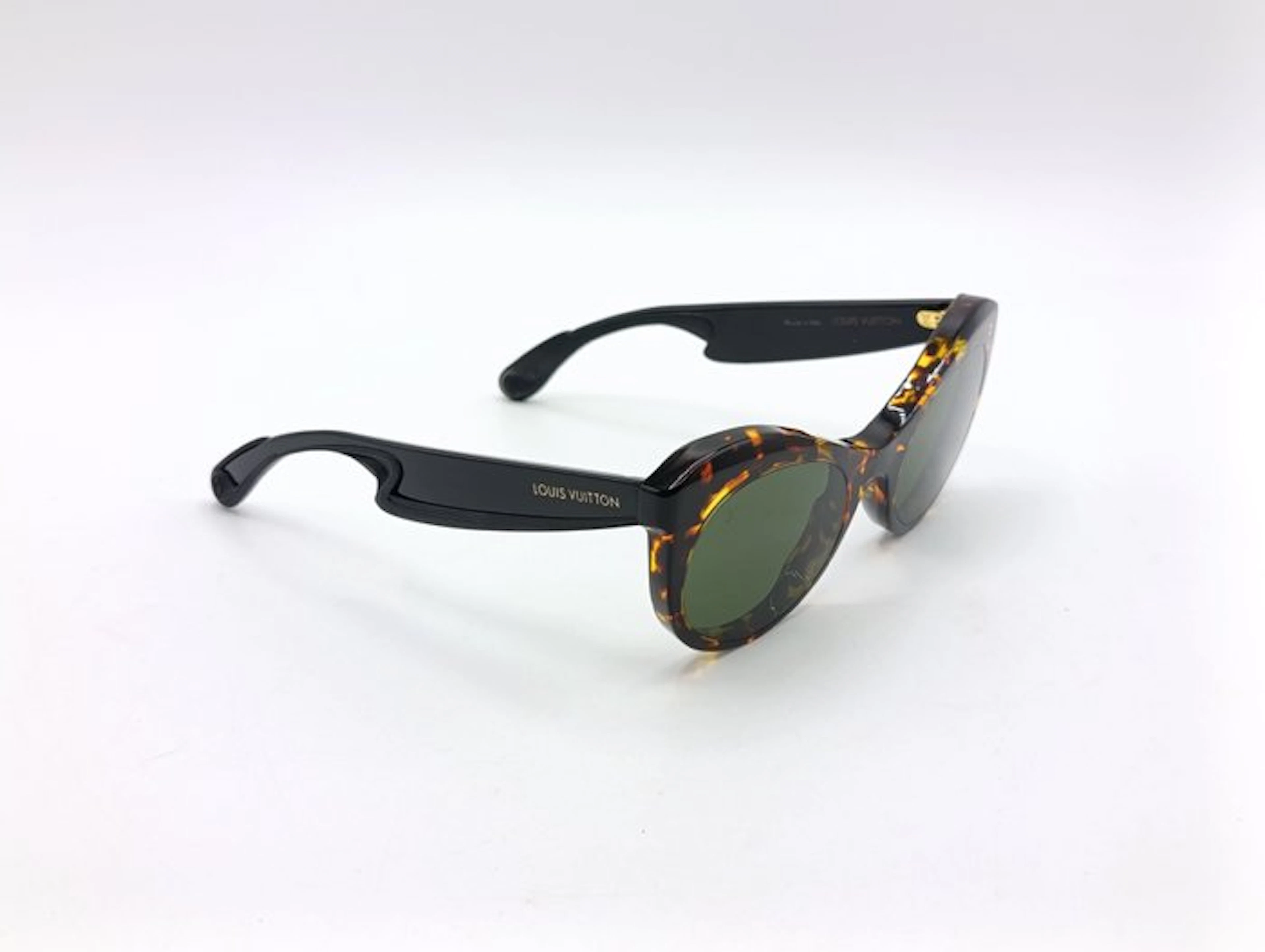Louis Vuitton - Z1298W - Sunglasses