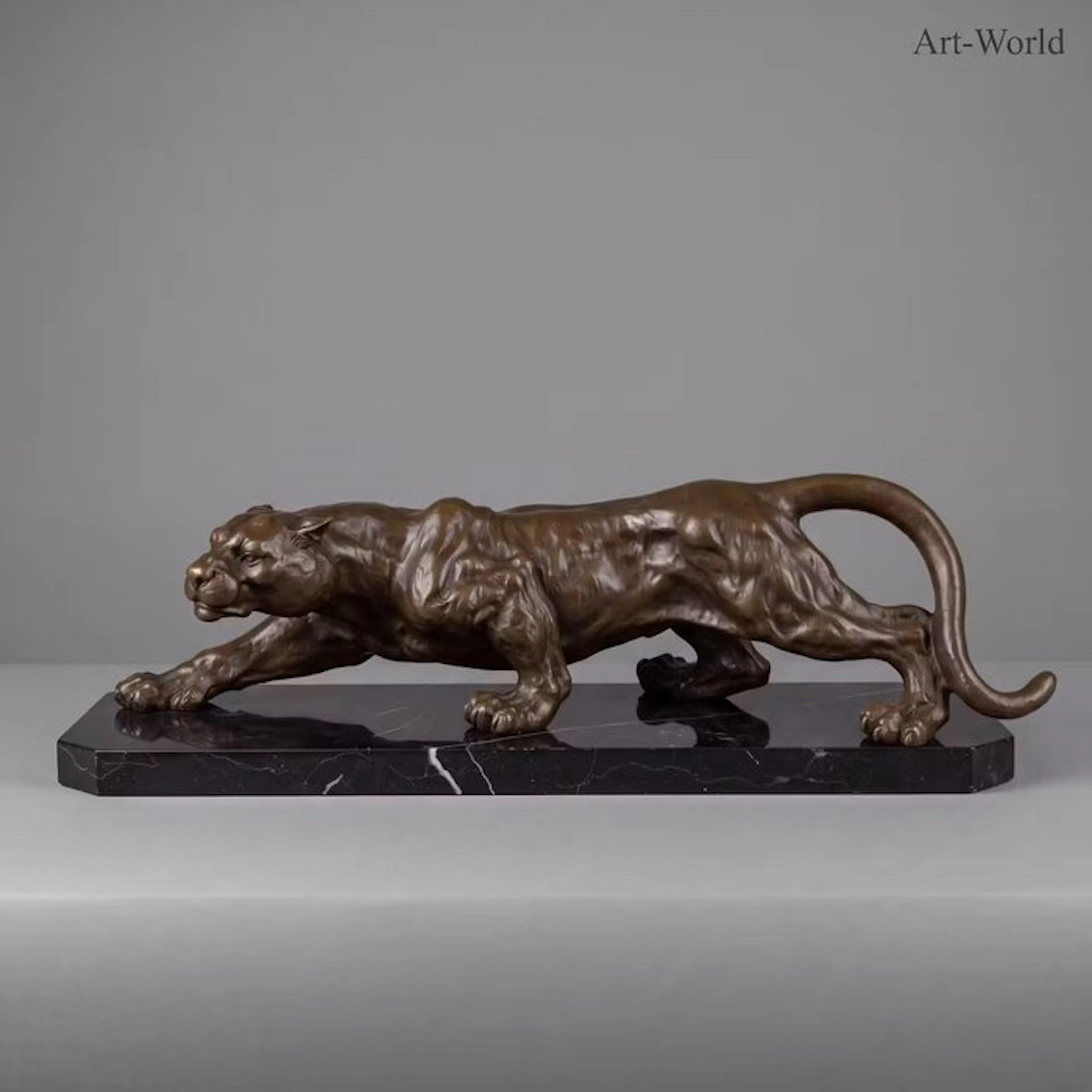 Naar “Milo” - Statue