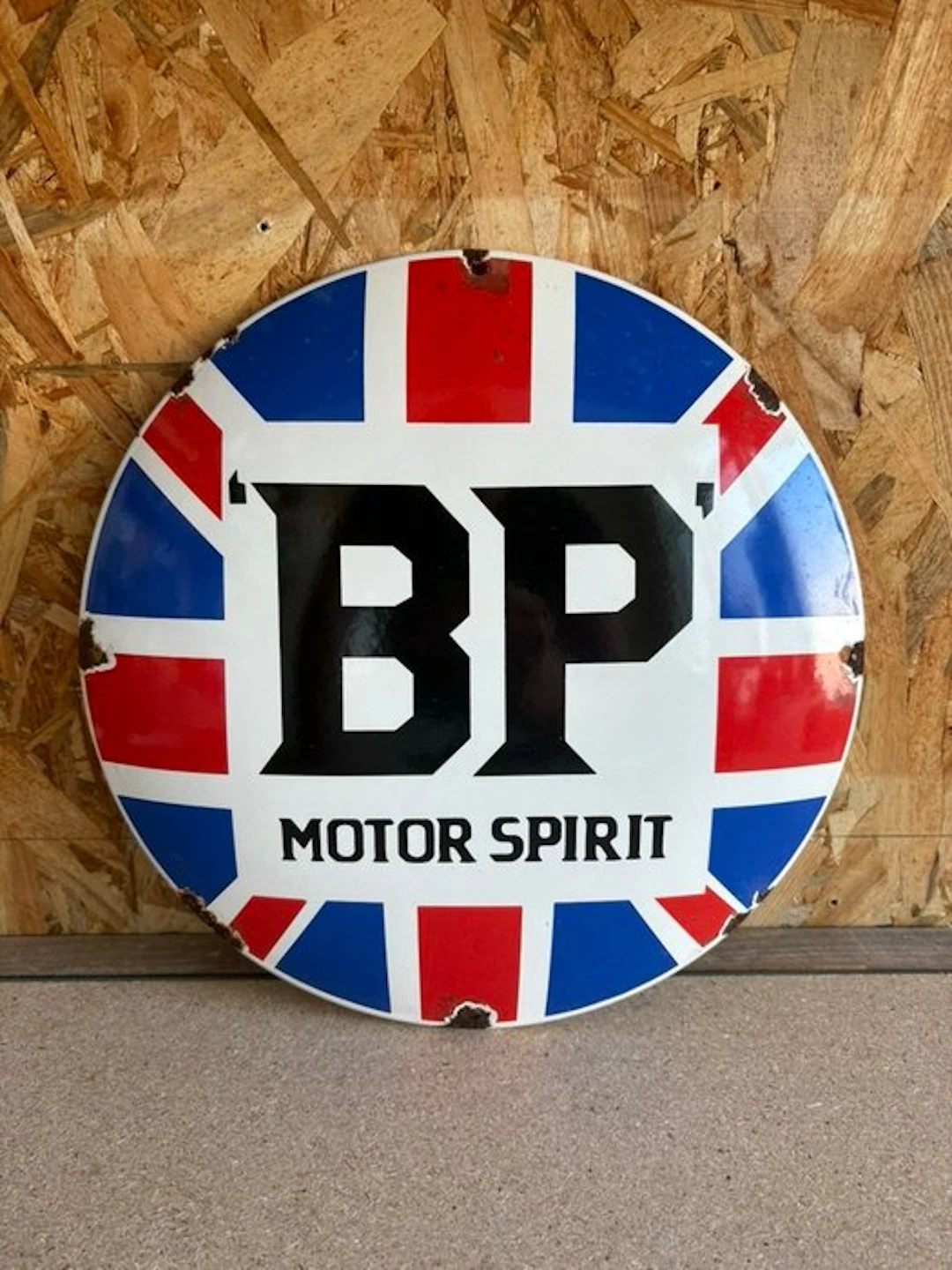BP - Magnificent enameled plaque - BP Motor Spirit...