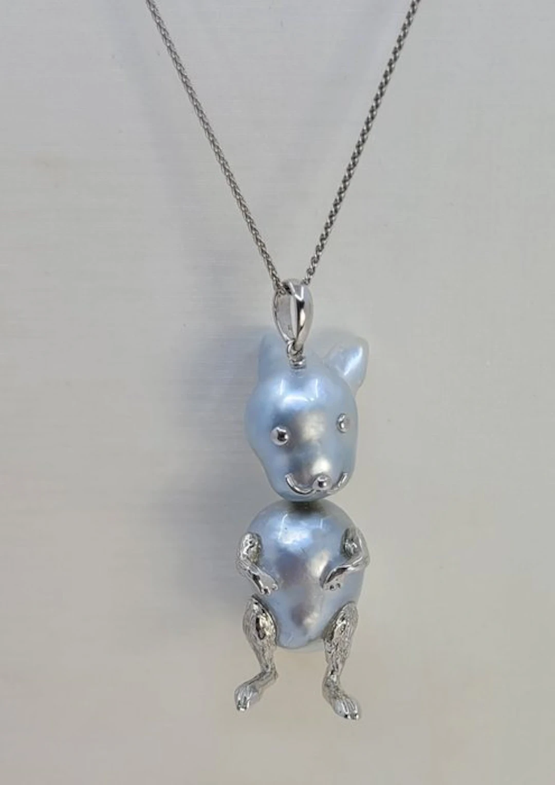 Necklace with pendant - 18 kt