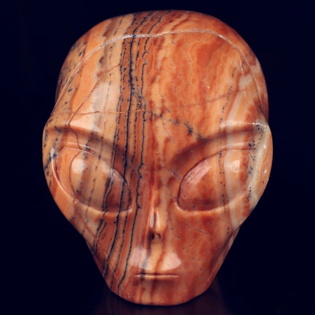 832! g Aragonite Skull – Visitor from outer Space...