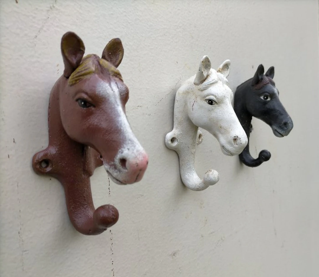 Set of coat hooks (3) - Cast iron
