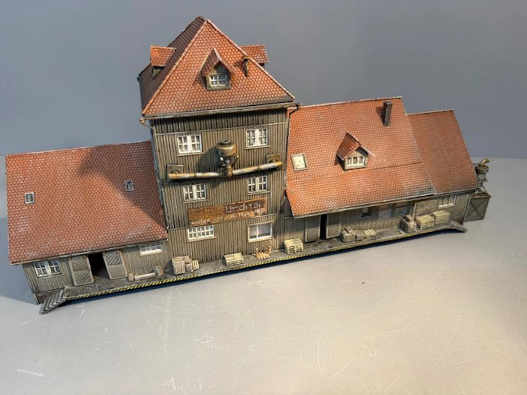 Noch H0 - Model train buildings (1) - Faller H0 Warehouse 191795 weathered