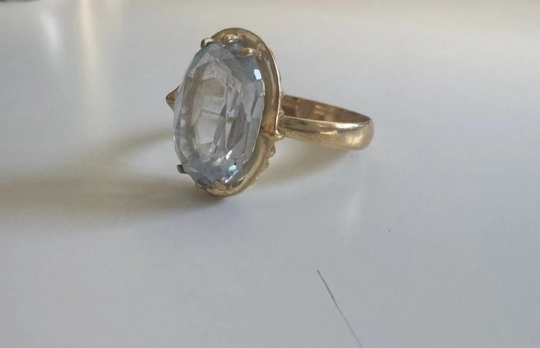 Ring - 18 kt. Yellow gold Aquamarine