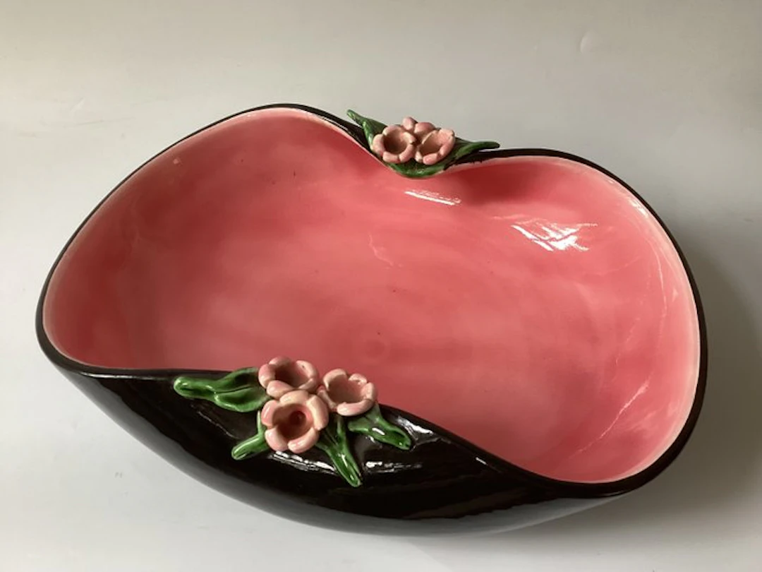 Keramos Sèvres - Platter - Ceramic - Barbotine